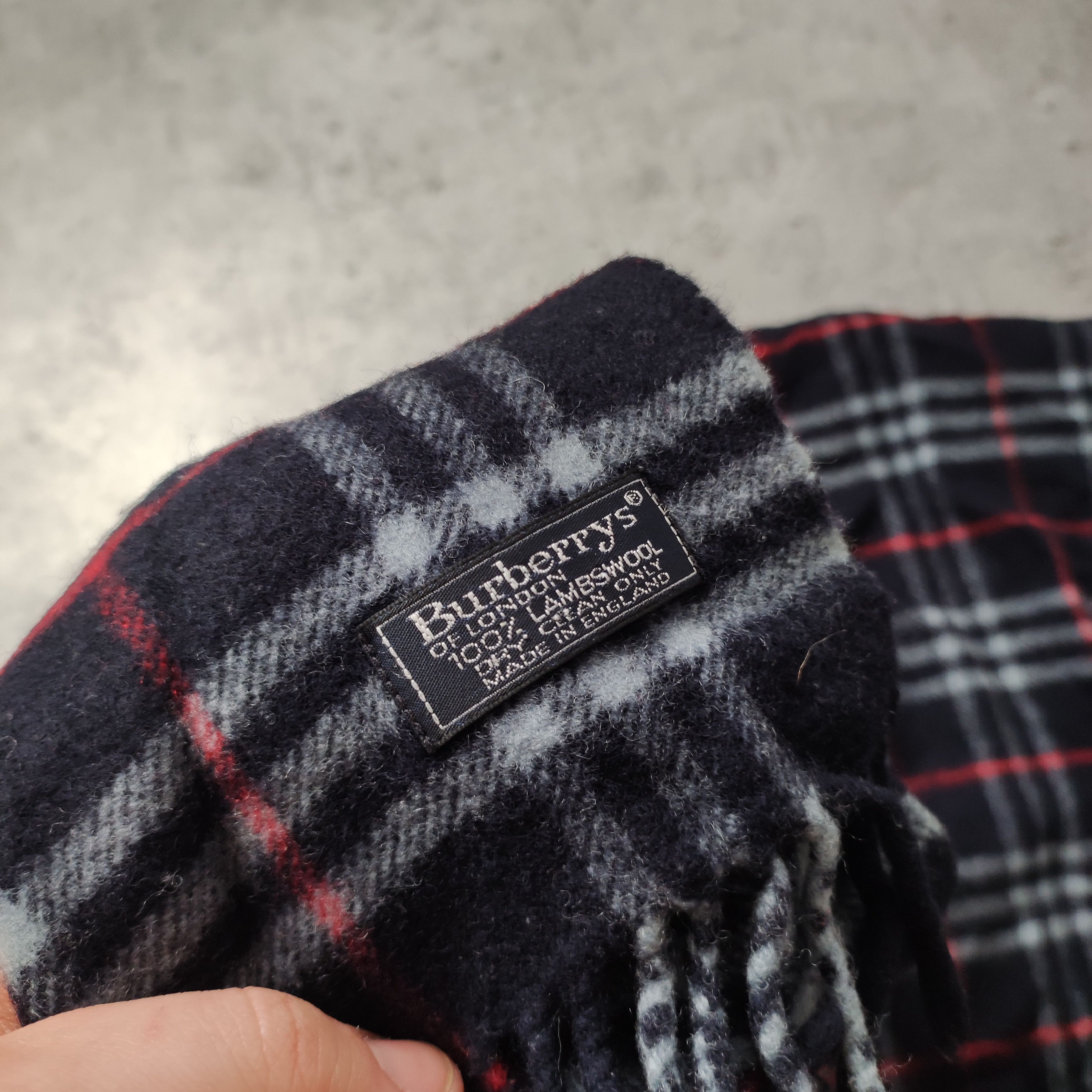 Burberry × Vintage RARE 90s Burberrys London Checkered Nova Wool Scarve Size ONE SIZE - 4 Thumbnail