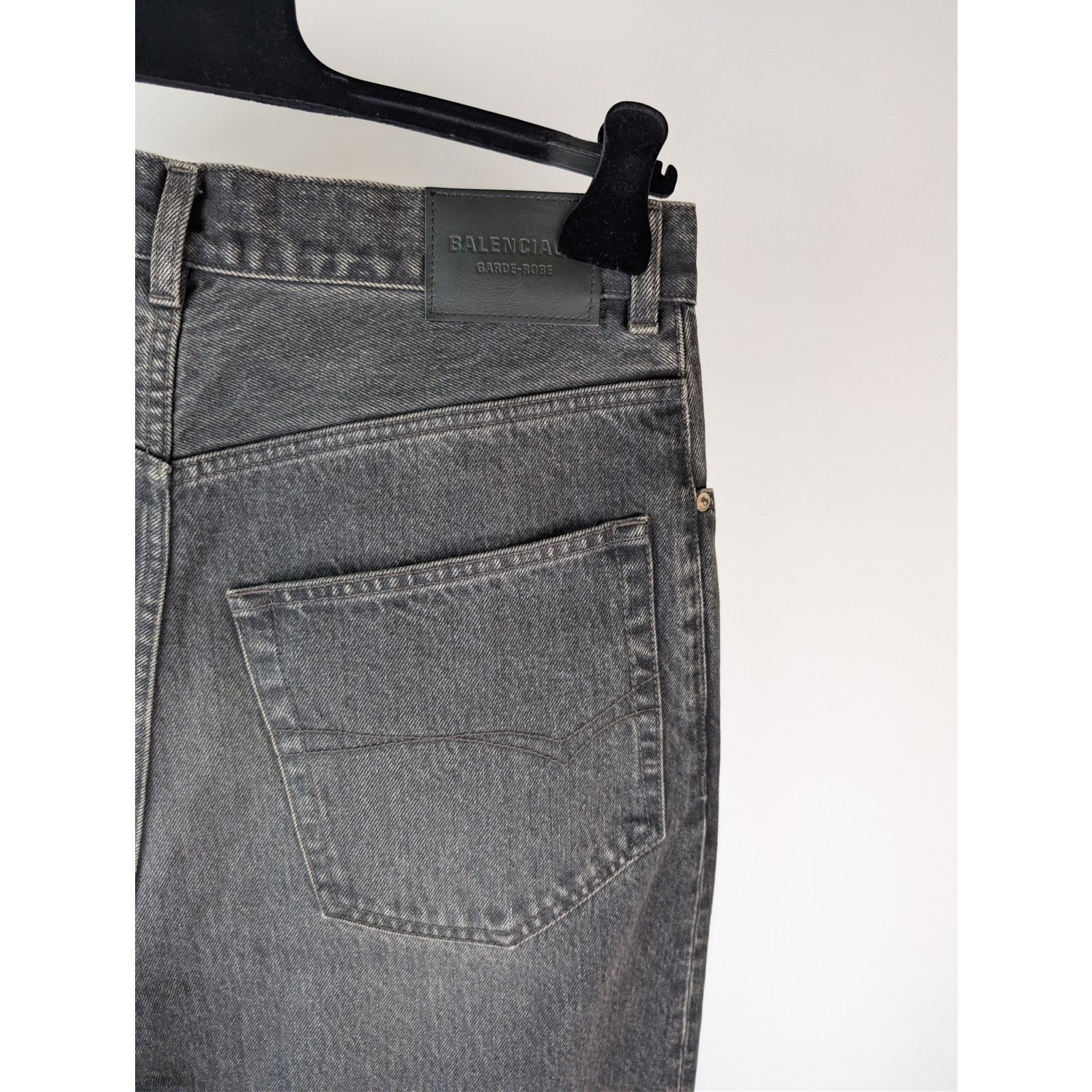 Balenciaga o1rshd1 Organic Japanese Denim Baggy Pants in Wash Black Size US 30 / EU 46 - 13 Thumbnail