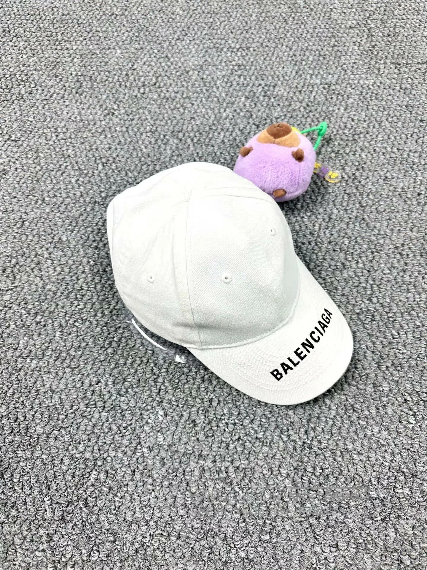 Balenciaga Balenciaga White Embroidered Letter Logo Duckbill Cap| Size ONE SIZE - 2 Thumbnail