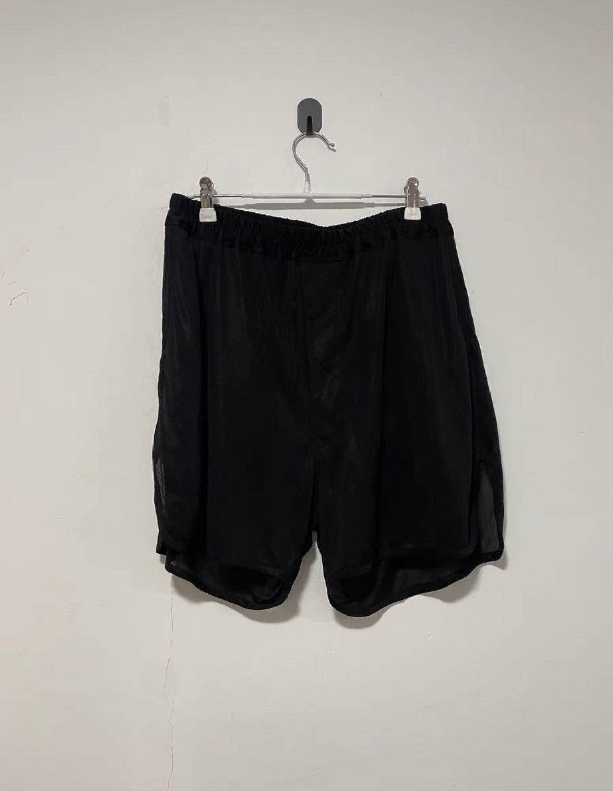 Rick Owens Rick Owens Tecuatl Dolphin Boxers silk-blend slit shorts Size US 36 / EU 52 - 2 Thumbnail