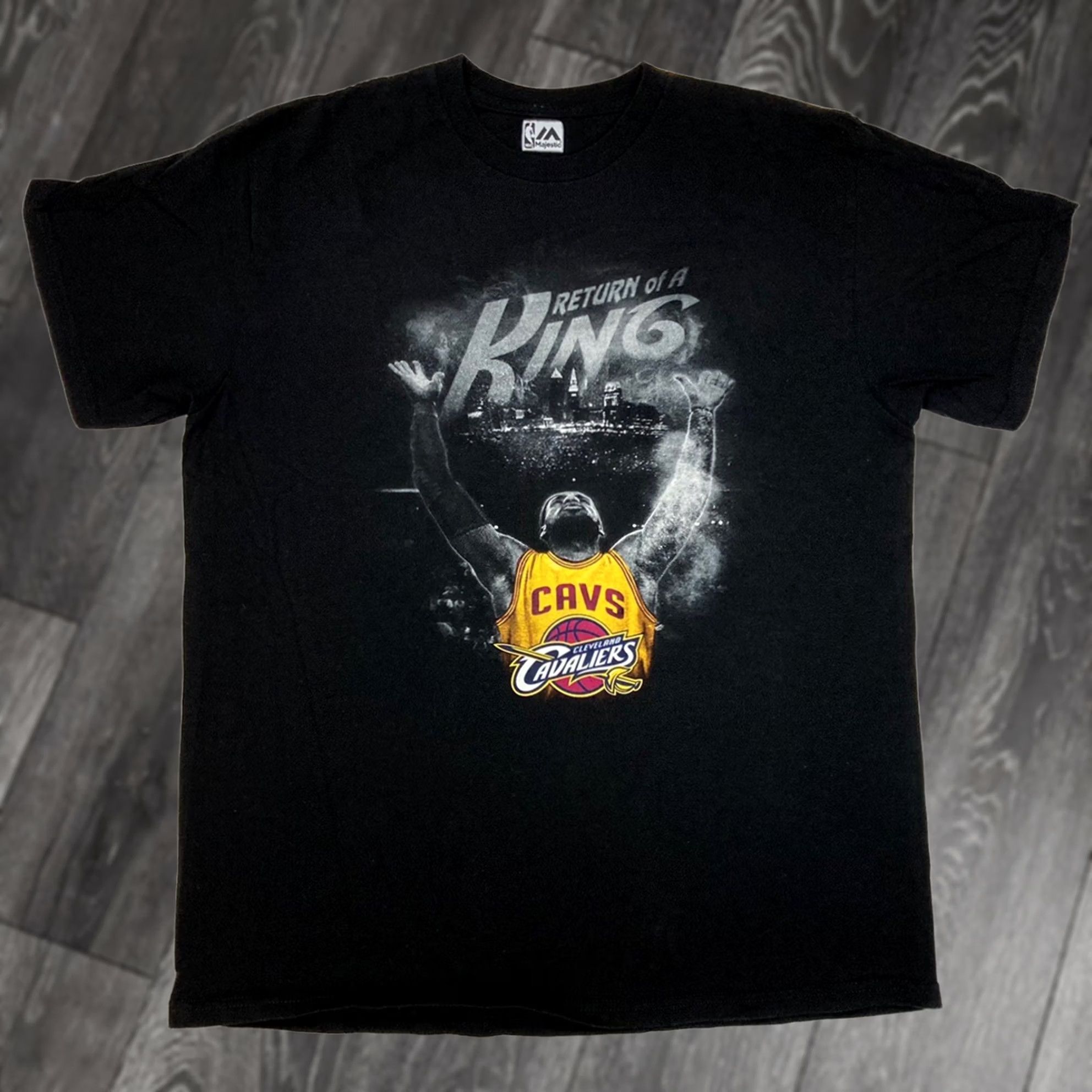 NBA VINTAGE Majestic Cleveland Cavaliers King Lebron James T-shirt Men LARGE Black Nike Size US L / EU 52-54 / 3 - 1 Thumbnail