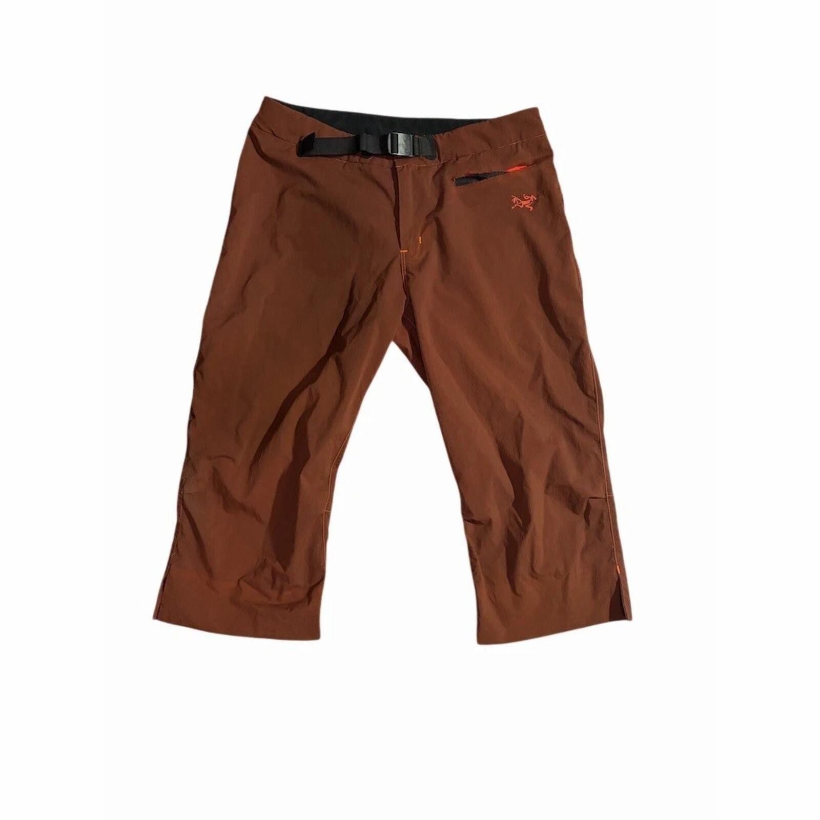 Arc'teryx Arcteryx Women’s 10 Cargo Capri Terracotta Hiking Pants Size 32" / US 10 / IT 46 - 1 Thumbnail