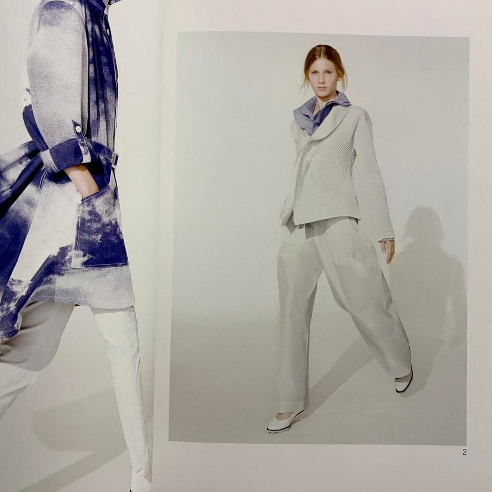 Issey Miyake × Japanese Brand × Pleats Please Issey Miyake Issey Miyake spring summer 2015 look book catalog Size ONE SIZE - 3 Thumbnail