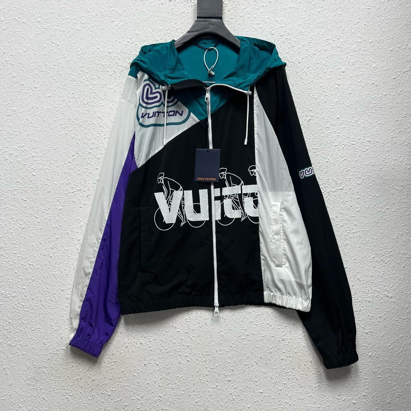 Louis Vuitton louis vuitton color-blocked zip-up jacket Size US L / EU 52-54 / 3 - 1 Thumbnail