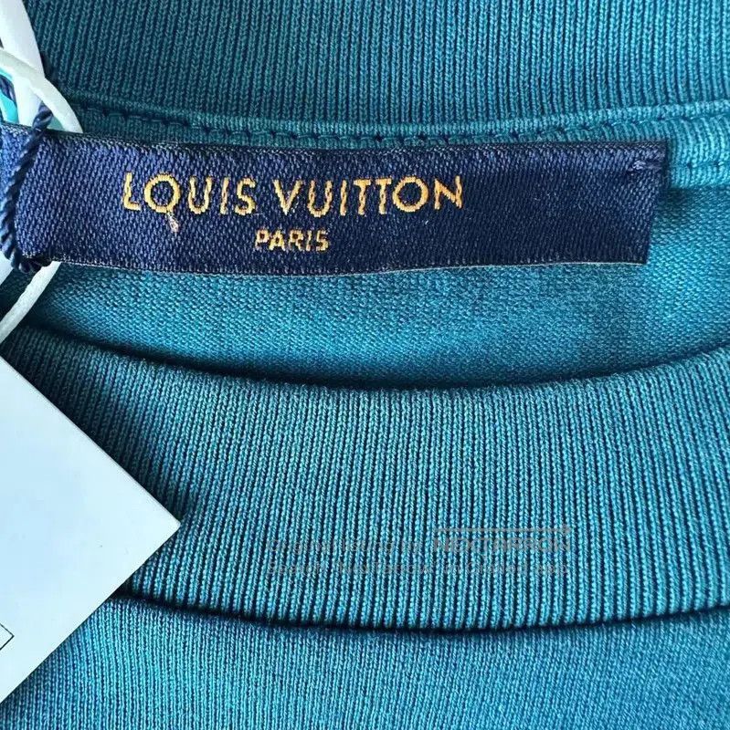 Louis Vuitton Louis Vuitton Men's Deep Blue T. Size US M / EU 48-50 / 2 - 3 Thumbnail