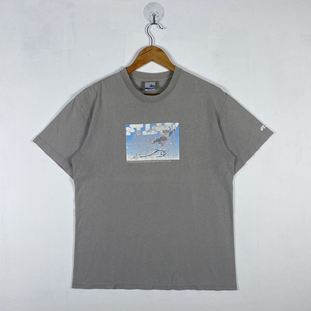 Stussy Vintage 00's STUSSY 2001 International Faded Graphic Tee Size US M / EU 48-50 / 2 - 2 Thumbnail
