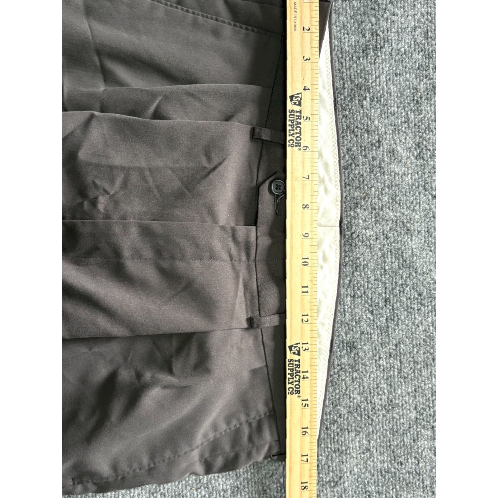 Haggar Haggar Dress Pants Mens 34x29 Gray Polyester Dress Pants Mens 34x29 Gray Polyester Mens Pants Gray 34 Haggar Mens 34x29 Gray Polyester Size US 34 / EU 50 - 3 Thumbnail
