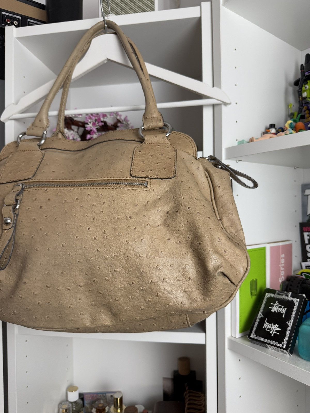 Guess × Vintage Vintage y2k Guess big logo leather shoulderbag designer rare Size ONE SIZE - 7 Thumbnail