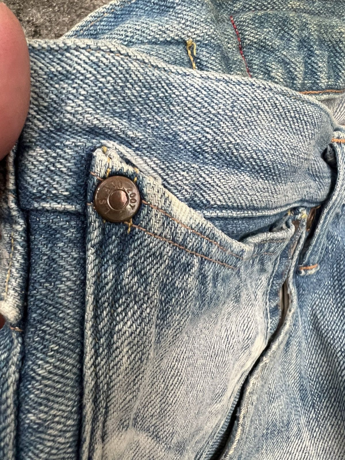 Levi's × Levi's Vintage Clothing VINTAGE LEVIS RED BUTTON NO.7 SELVEDGE DISTRESS JEAN Size US 30 / EU 46 - 8 Thumbnail