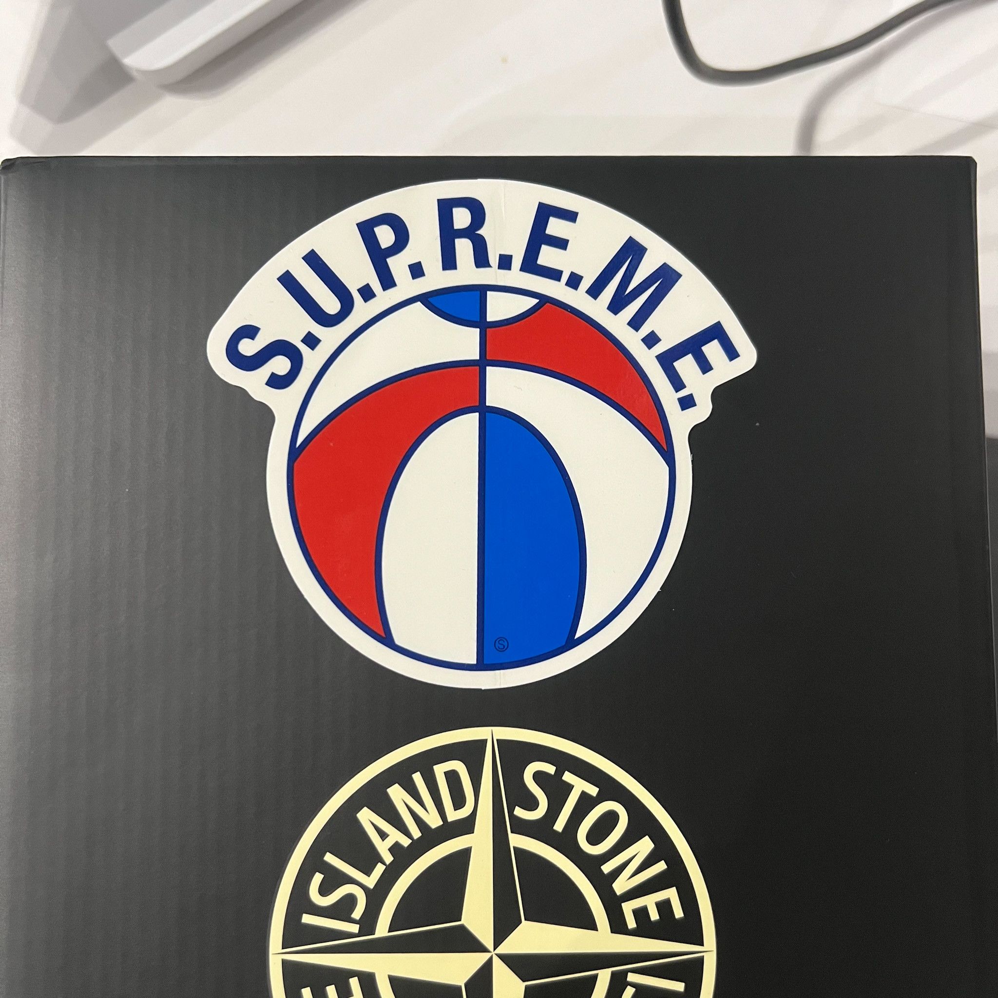 Supreme Supreme Basketball Sticker Size ONE SIZE - 2 Thumbnail