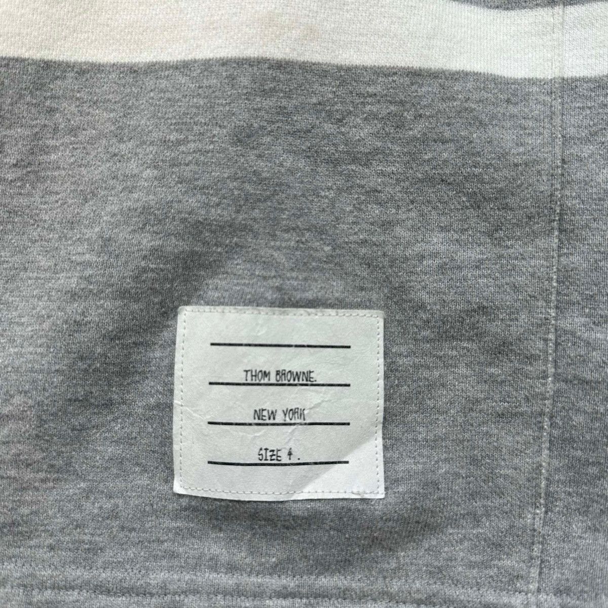 Thom Browne THOM BROWNE 4BAR SHORT PANTS Size US 42 / EU 58 - 4 Thumbnail
