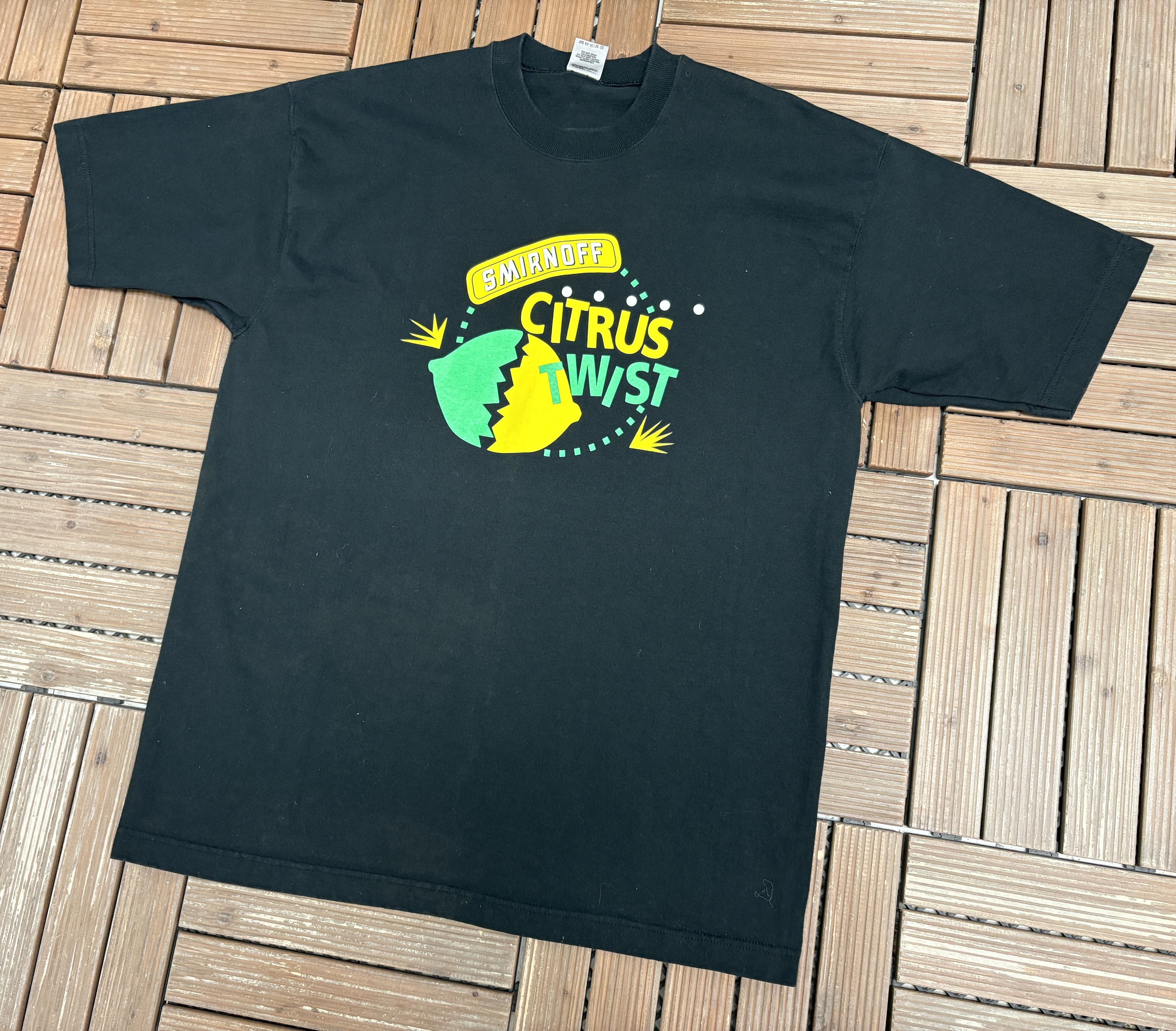 Vintage Smirnoff Citrus Twist Vintage Black T-Shirt Tee Size US XL / EU 56 / 4 - 3 Thumbnail