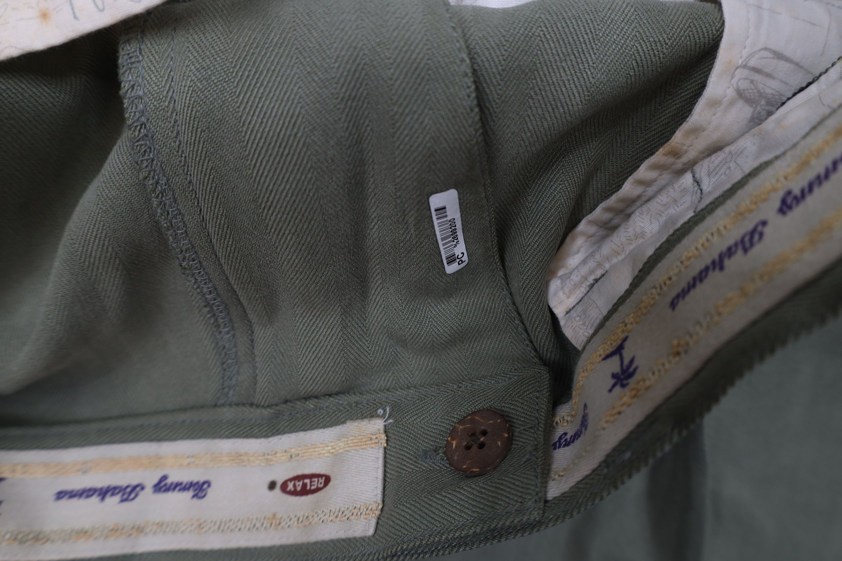 Tommy Bahama × Vintage Vintage 90s Tommy Bahama Relax Herringbone Pleated Shorts Size US 36 / EU 52 - 7 Thumbnail