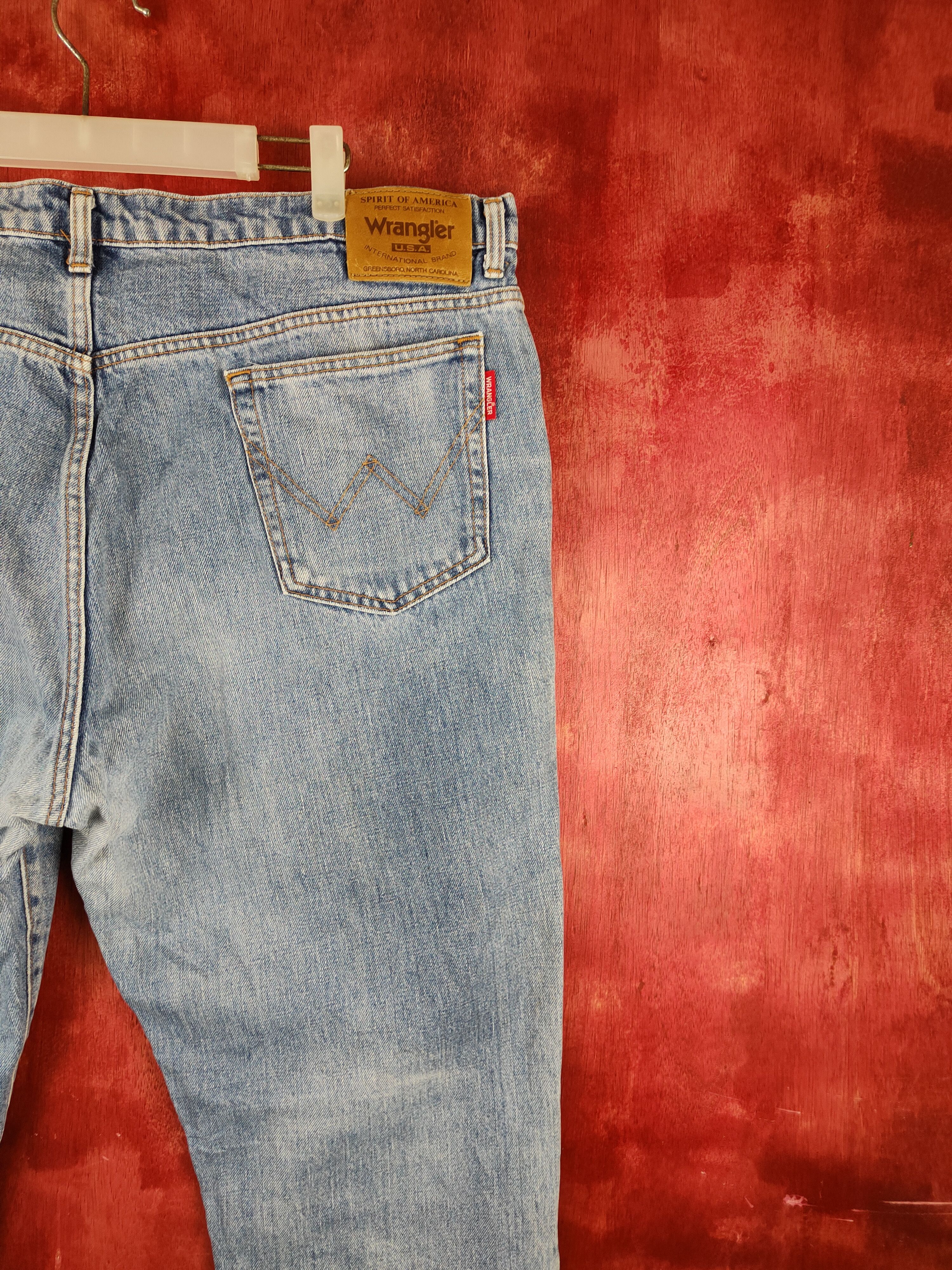 Faded Glory Wrangler Blue Faded jeans vintage Denim #S1480 Size US 41 - 11 Thumbnail