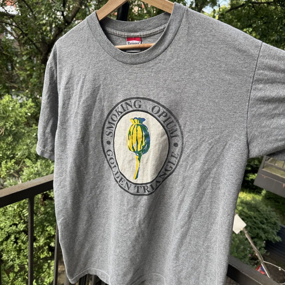 Vintage Vintage Smoking Opium Tee Size US L / EU 52-54 / 3 - 9 Thumbnail