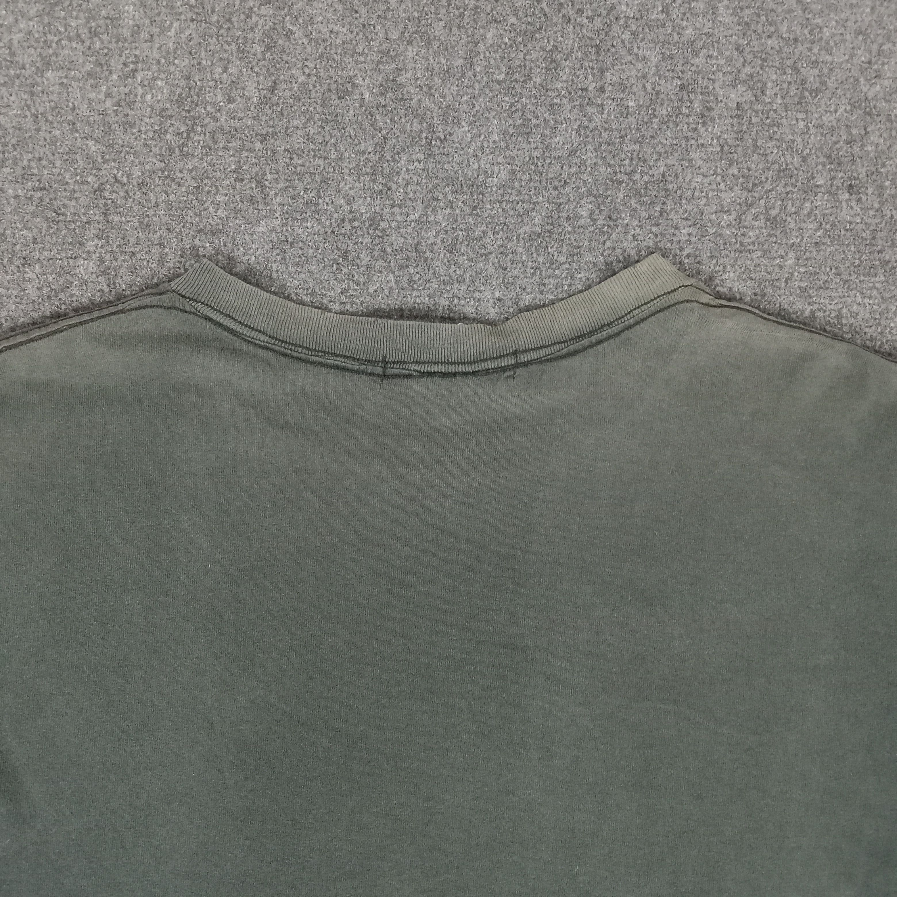 Vintage The Matrix American Cyberpunk MovieTshirt Size US L / EU 52-54 / 3 - 8 Thumbnail