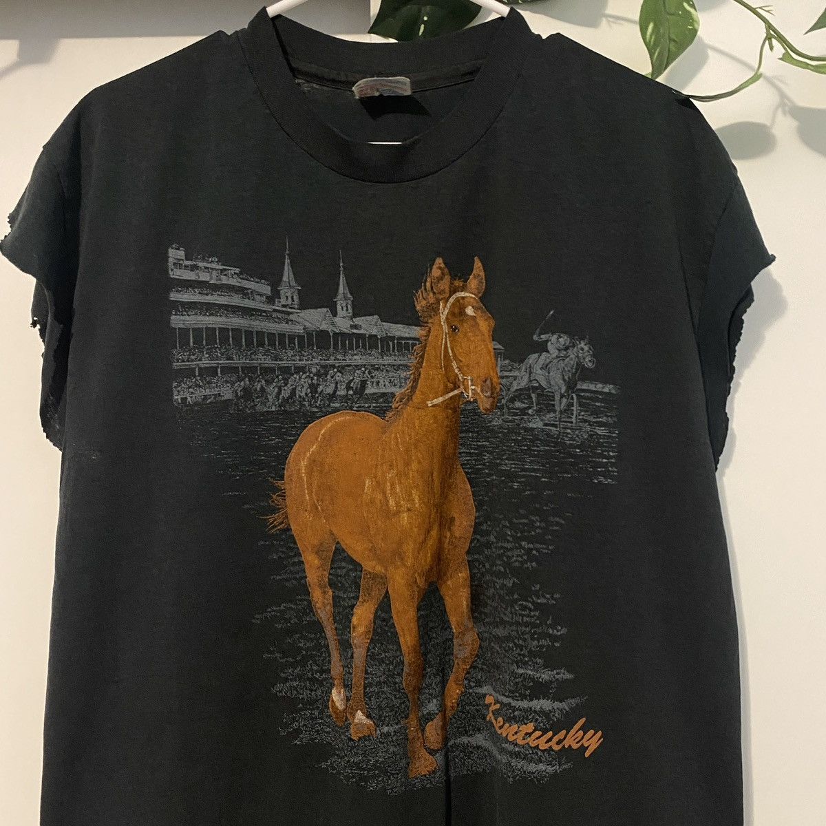 Vintage Vintage 80s Kentucky Derby Chopped T-Shirt Size US L / EU 52-54 / 3 - 2 Thumbnail