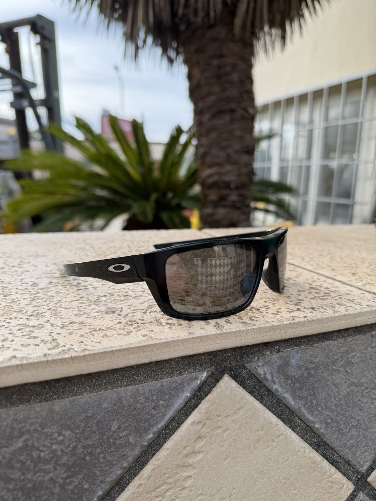 Oakley Oakley Sunglasses OO9367-0860 Black Size ONE SIZE - 1 Thumbnail
