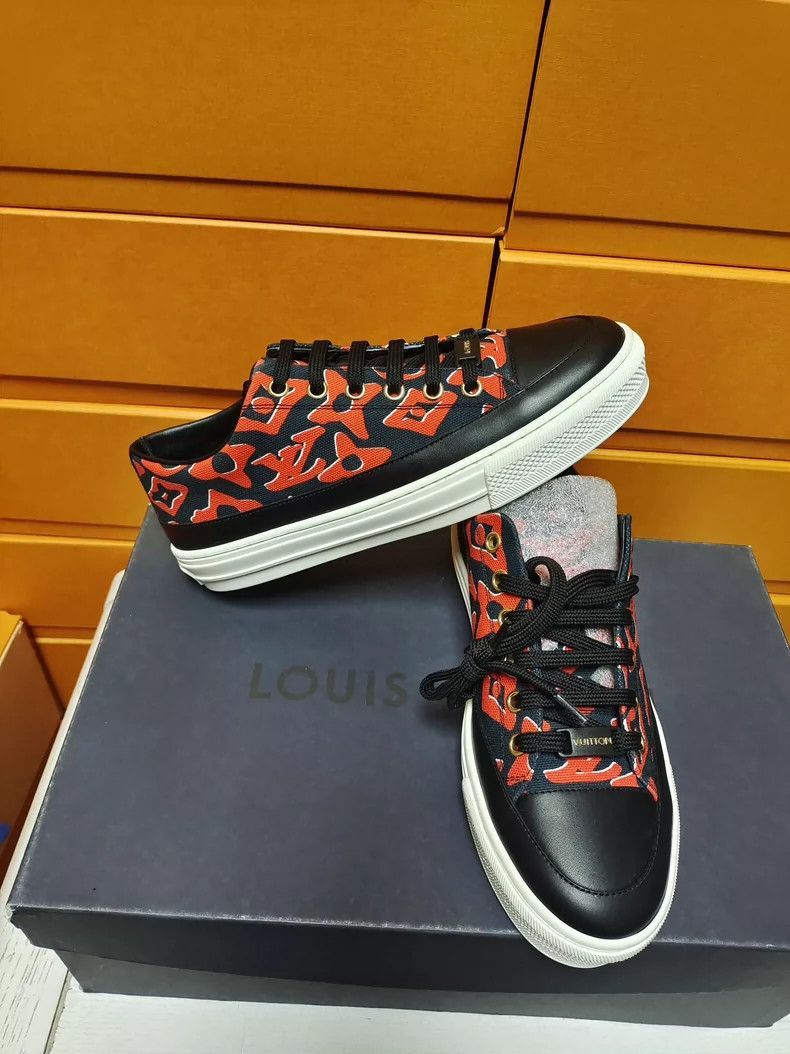 Louis Vuitton Louis Vuitton LV Women's Graffiti Print LowTop Sneakers-25 Size US 5 / IT 35 - 5 Thumbnail