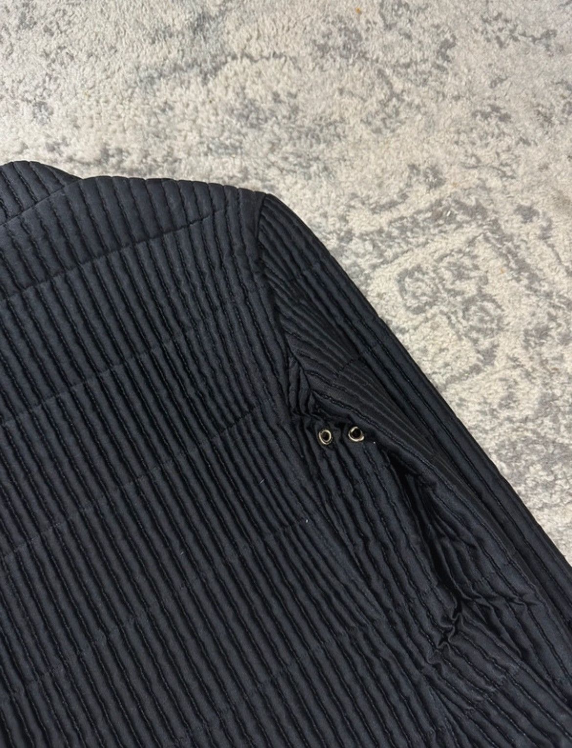 Gucci 2000 Black Quilted Pleated Jacket by Gucci Size S / US 4 / IT 40 - 5 Thumbnail
