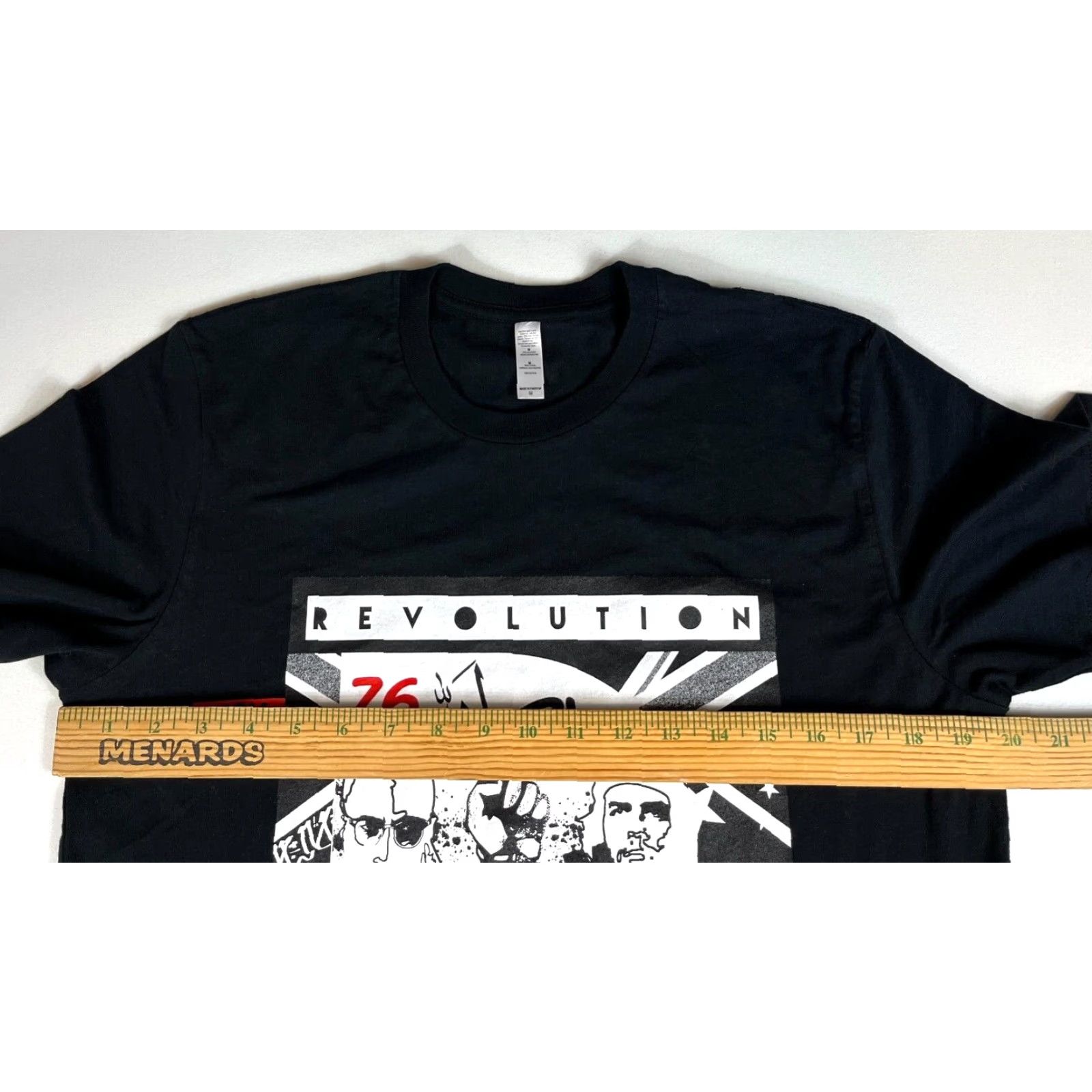 Vintage NWOT 'Revolution Must Be Sexy' T-Shirt Sz M Unbranded Unisex Adults Short Sleeve Crew Neck 100% Cotton Black Mens Womens Size US M / EU 48-50 / 2 - 6 Thumbnail