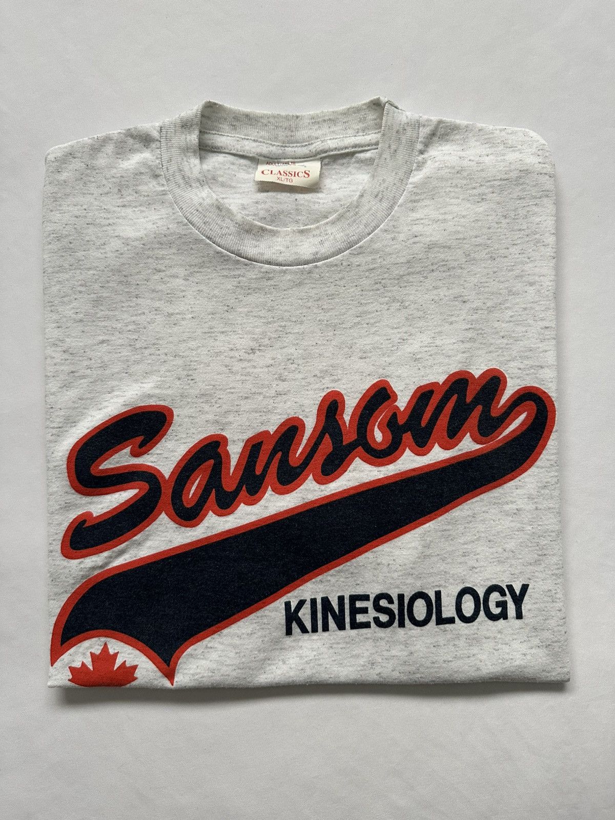 Vintage Vintage 90s Collegiate Kinesiology Script Graphic T-Shirt Size US XL / EU 56 / 4 - 3 Thumbnail