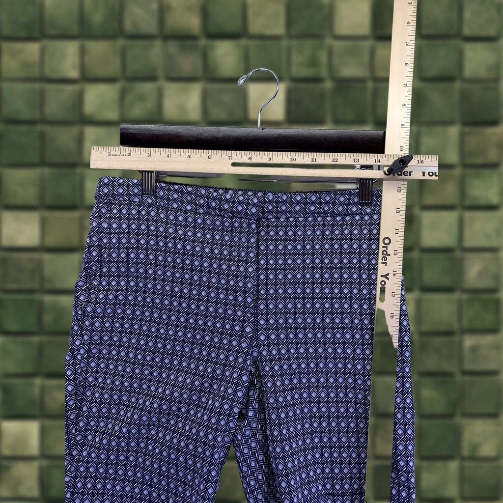 Vintage Mario Serrani Italy Womens Blue Diamond Pattern Stretch Shorts Size 10 Bermuda Jeans Bermuda Shorts Womens 10 Blue Diamond Stretch Shirt Nearby Size 32" / US 10 / IT 46 - 1 Thumbnail