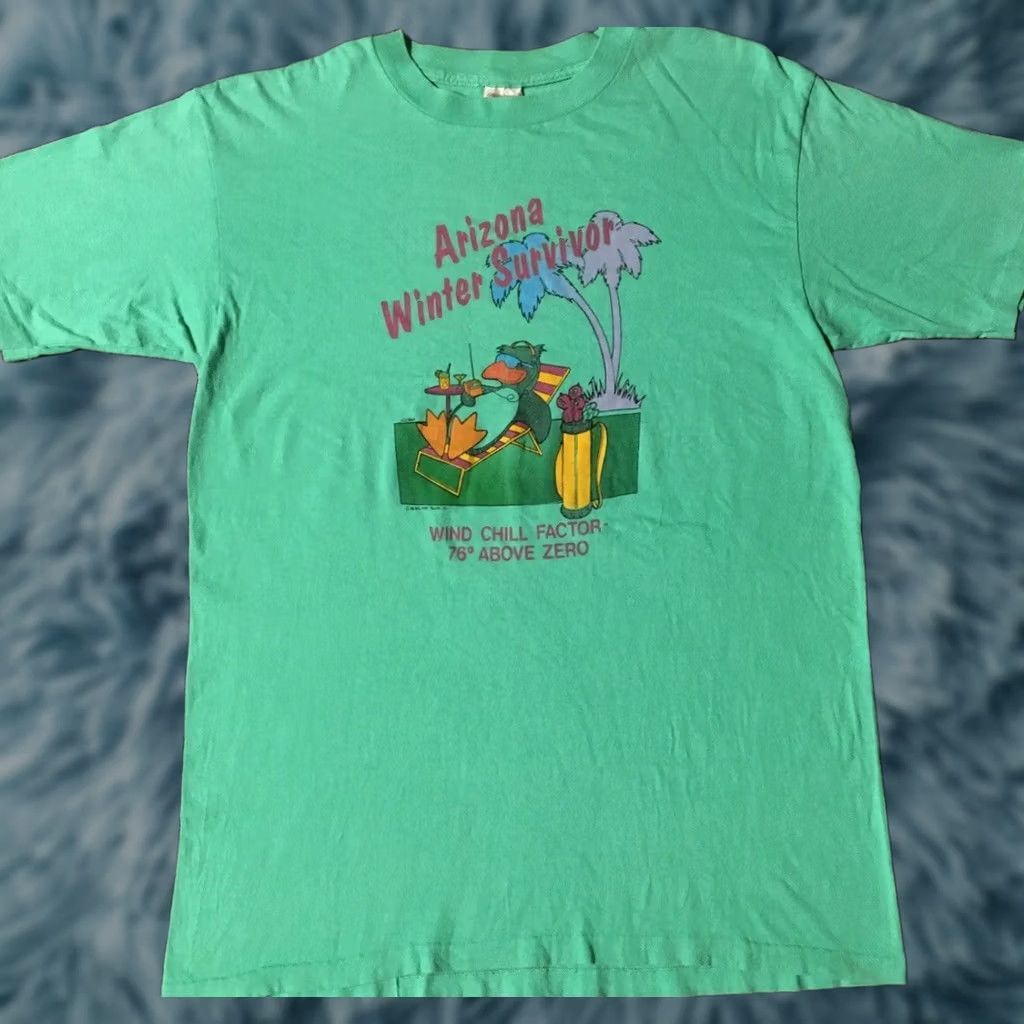 Vintage VINTAGE Arizona Winter Survivor Faded T-Shirt XL Green Funny Animal Duck Grunge Joke 80s 90s Mens XL USA United States Single Stitch Size XL Size US XL / EU 56 / 4 - 1 Thumbnail