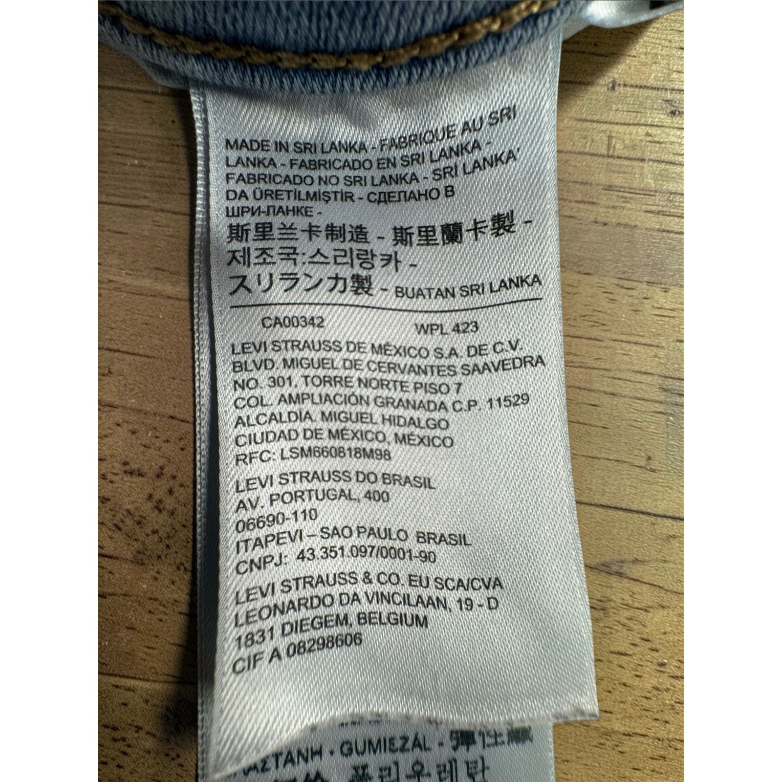 Levi's LEVI’S WOMEN'S CLASSIC STRAIGHT JEANS 14 Long Size 32" / US 10 / IT 46 - 7 Thumbnail
