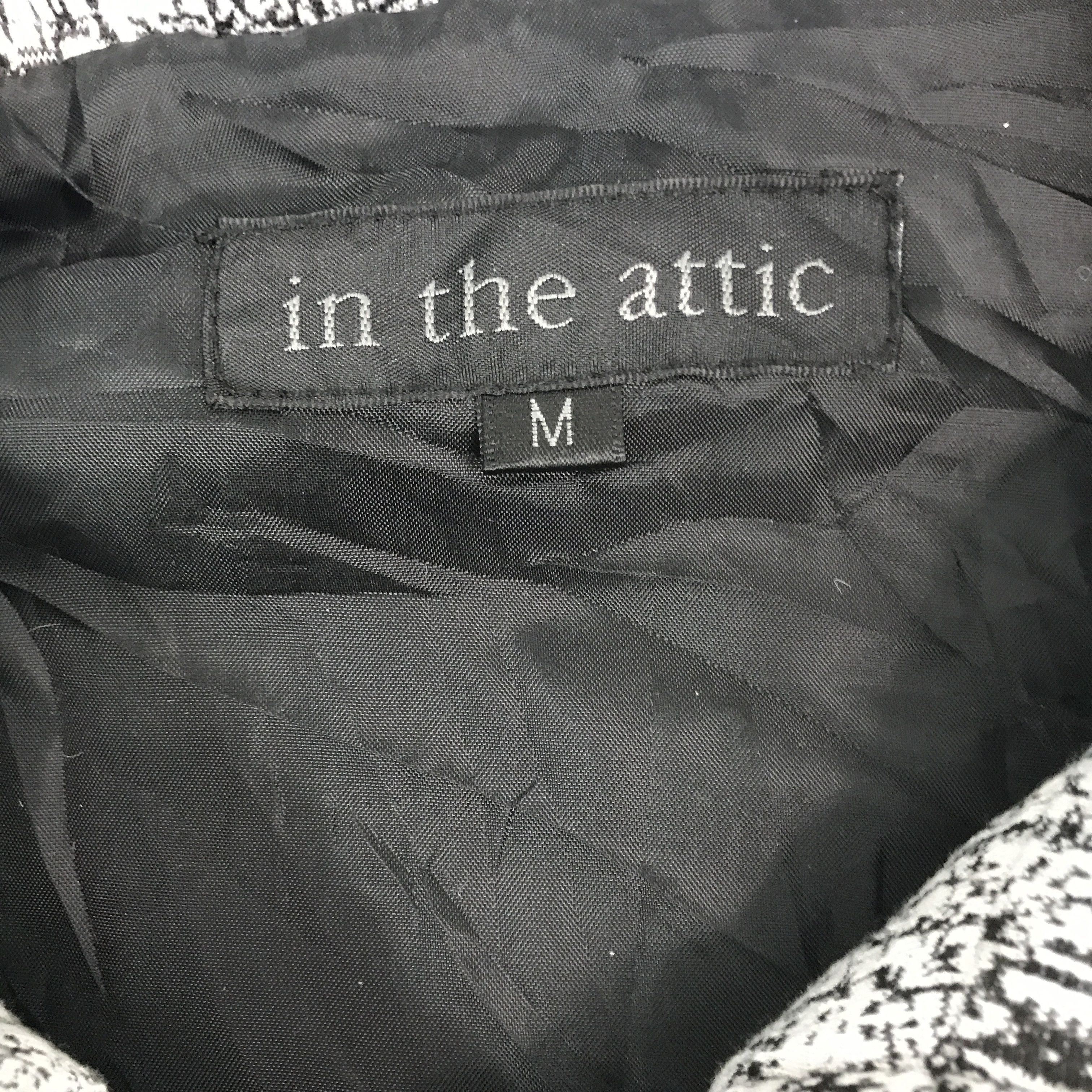 In The Attic × Japanese Brand × Vintage Vintage In the attic Japan puffer Hoodie Jacket Size US M / EU 48-50 / 2 - 9 Thumbnail