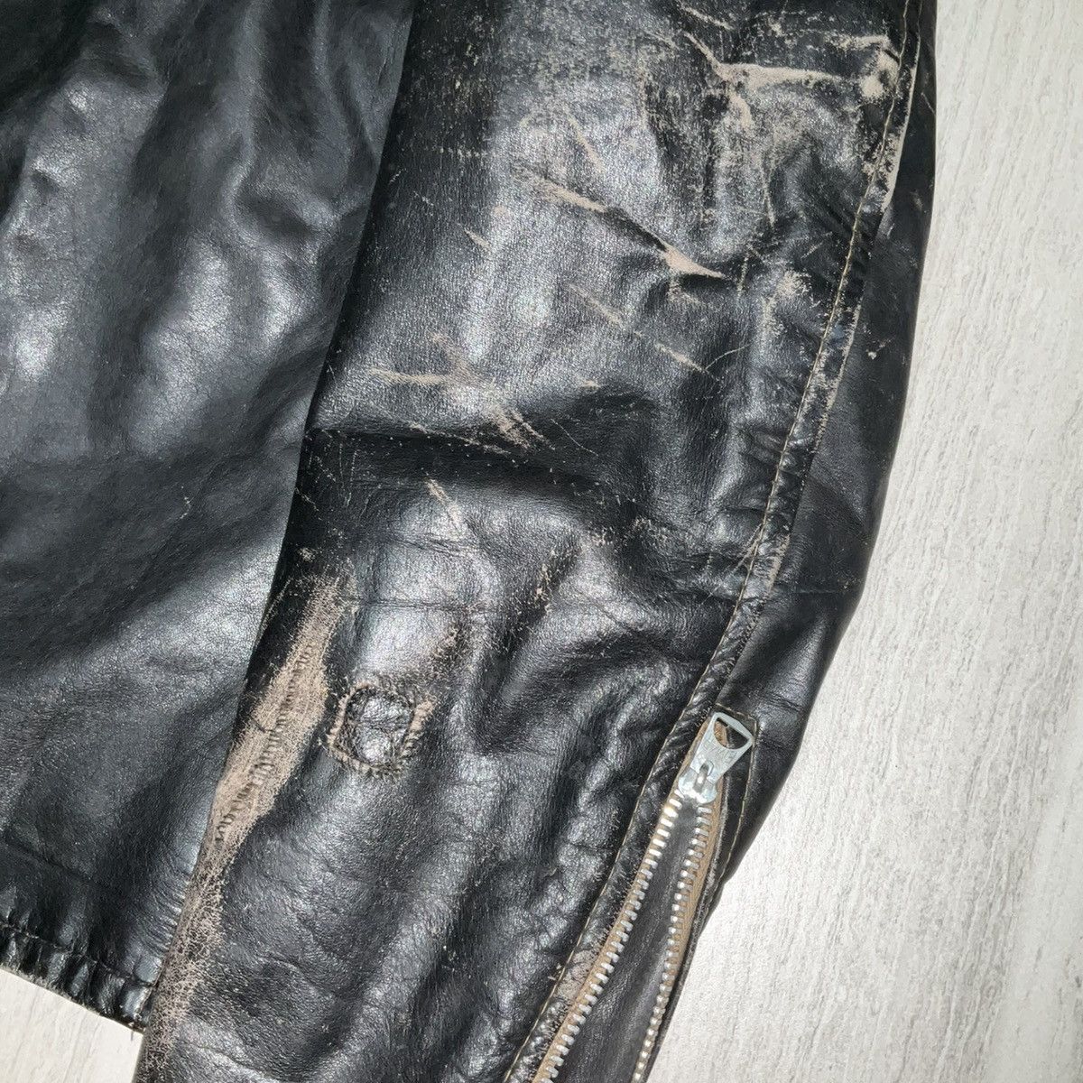 Vintage True vintage leather moto jacket Size US M / EU 48-50 / 2 - 2 Thumbnail