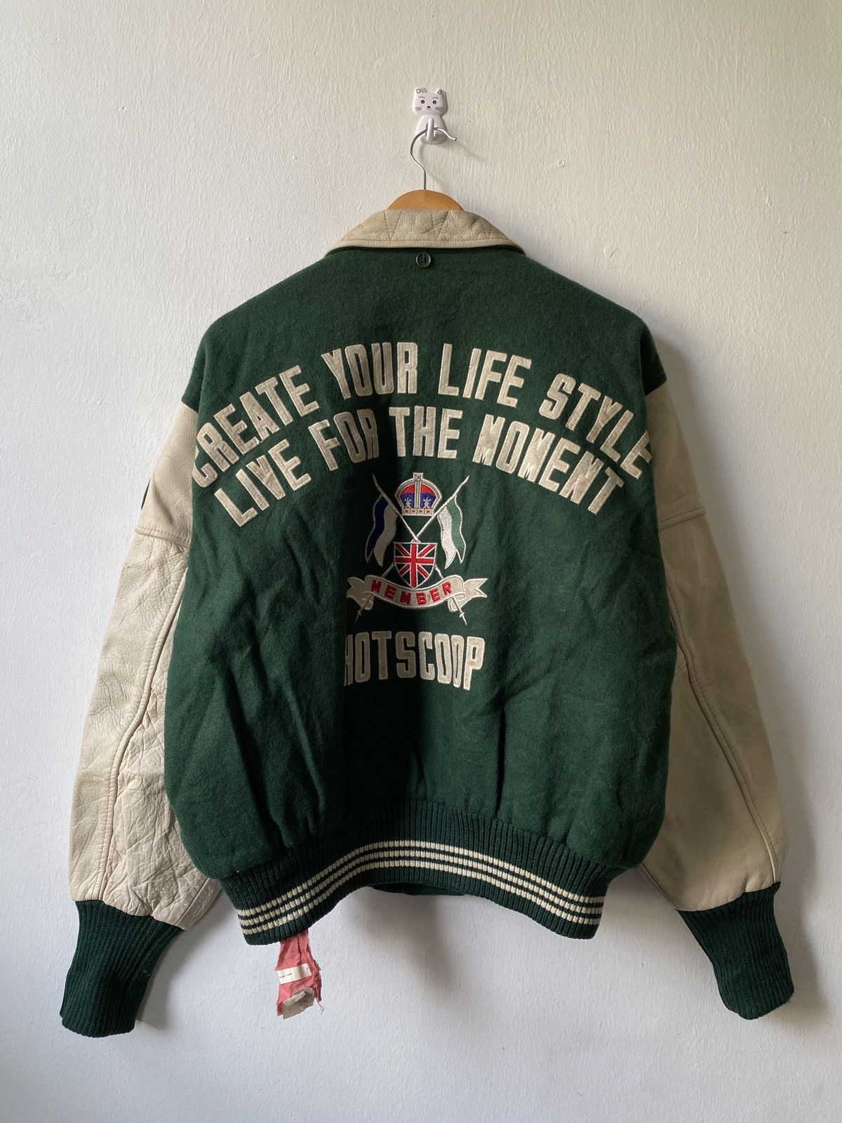 Vintage Vintage Hot Scoop 66 Member Wool Varsity Jacket Size US L / EU 52-54 / 3 - 1 Thumbnail