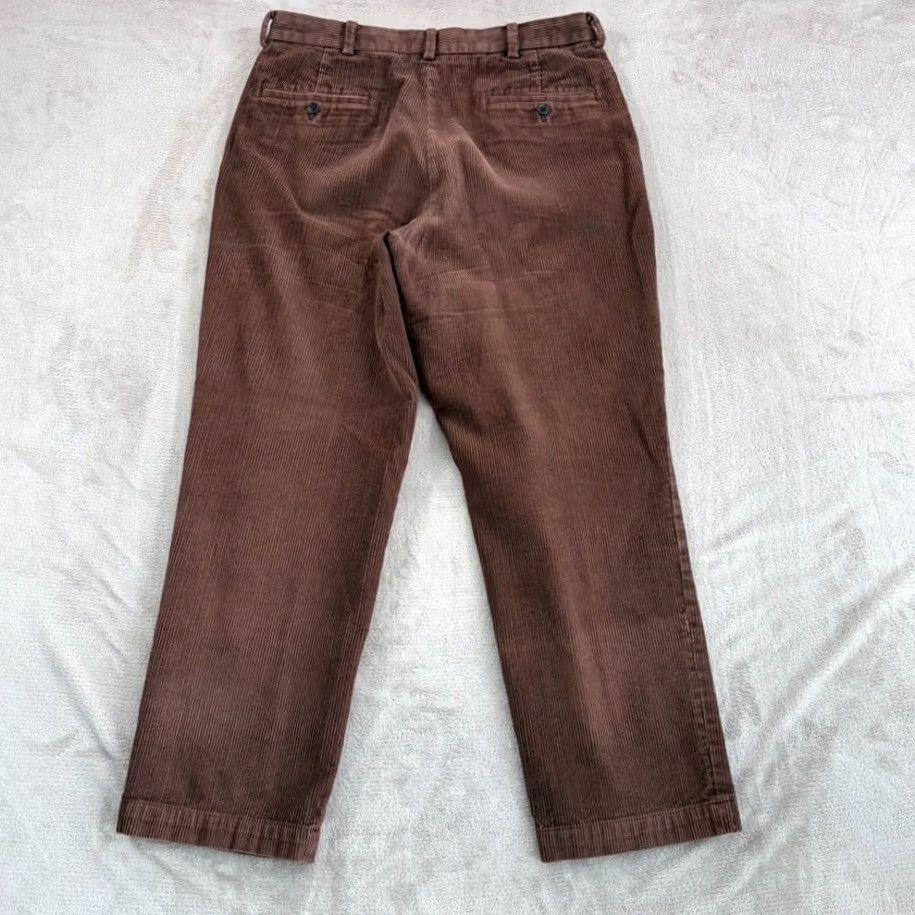 Brooks Brothers VINTAGE Brooks Brothers Dress Pants Corduroy 35x30 Brown Old Money Luxury Baggy Dress Pants Mens Brown 35x30 Corduroy Straight Leg Baggy Wool? Size US 35 - 3 Thumbnail