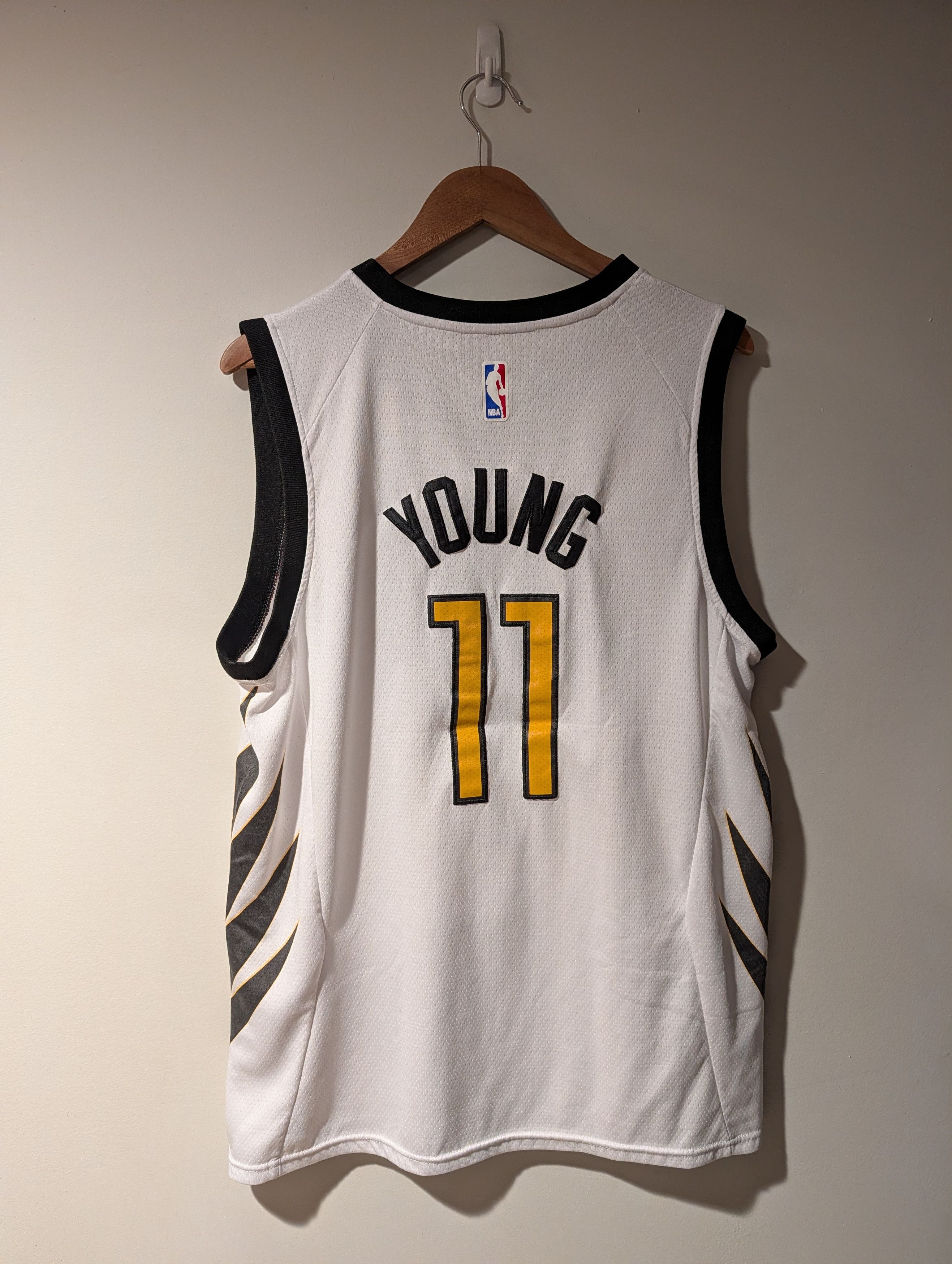 NBA Atlanta Hawks Trae Young City Edition Basketball Jersey Size US L / EU 52-54 / 3 - 1 Thumbnail