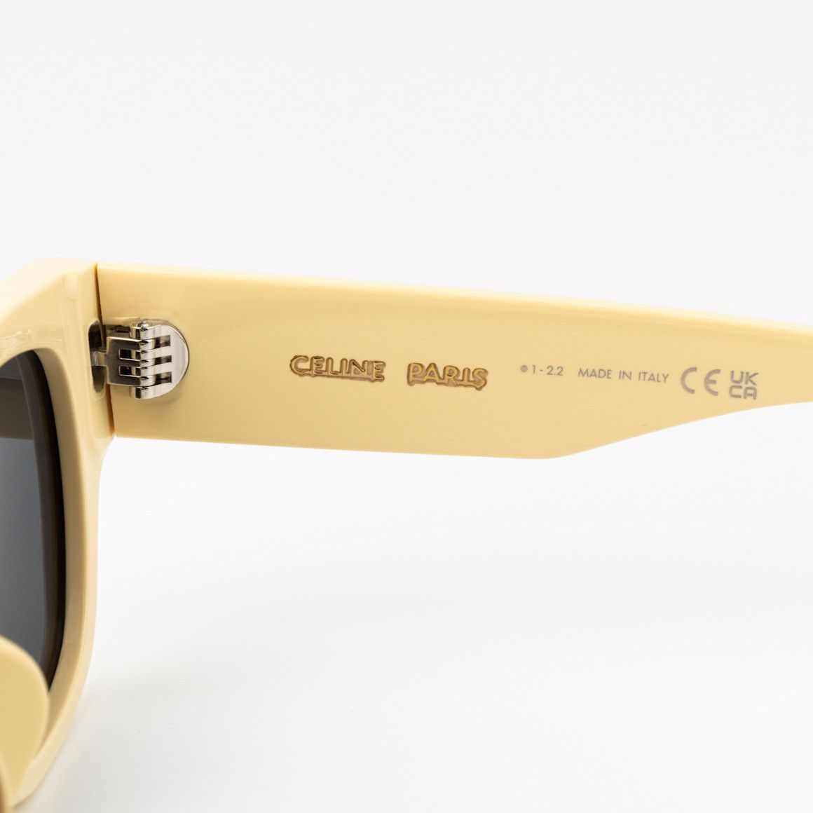Celine NEW Celine CL40197U 39A MONOCHROMS Unisex Cat Eye Sunglasses Size ONE SIZE - 9 Thumbnail
