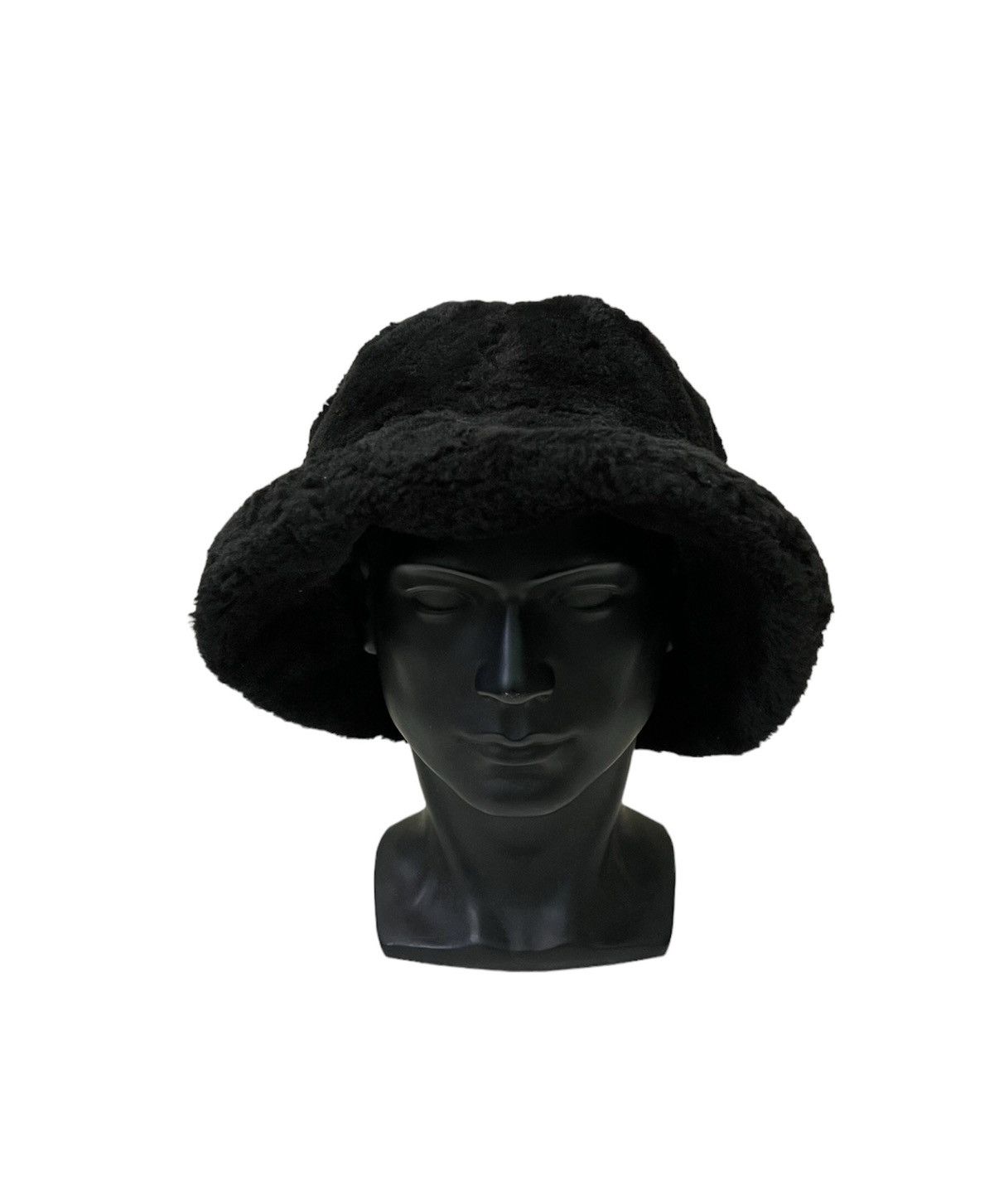 Japanese Brand Japanese Brand Fur Fleece Bucket Hats Size ONE SIZE - 1 Thumbnail