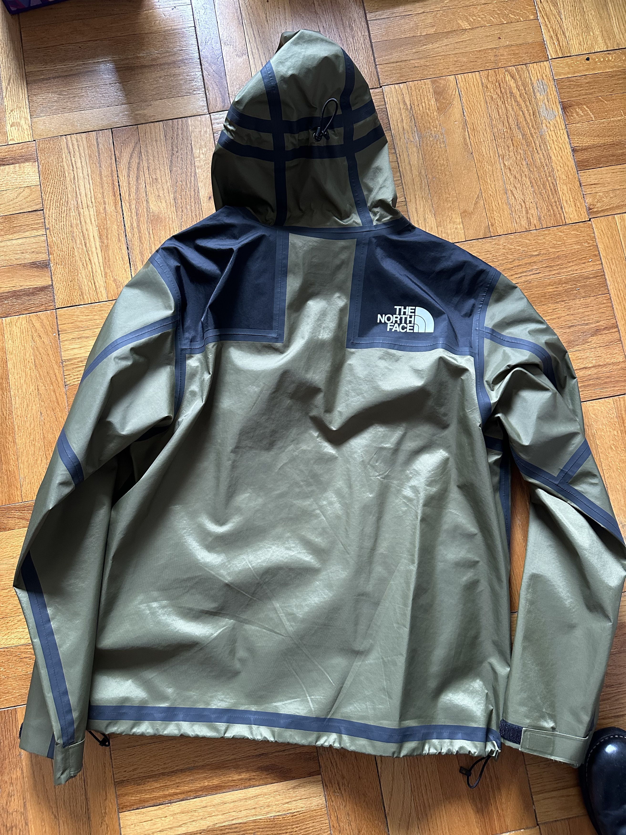 Supreme × The North Face Supreme The North Face Summit Series Jacket Size US L / EU 52-54 / 3 - 4 Thumbnail