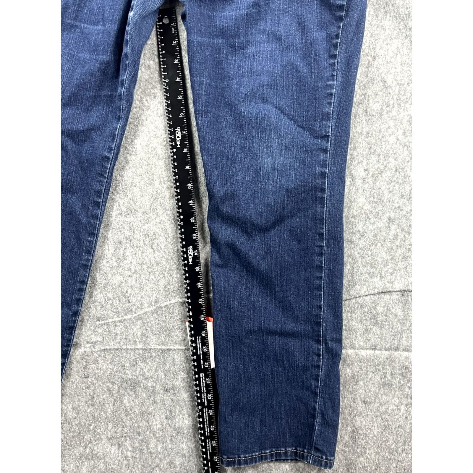 Lee Lee Jeans Women Relaxed Straight High Rise Denim Slimming Stretch 18M Blue 34 in 27 in Inseam Regular 18 Size 24" / US 00 / IT 34 - 5 Thumbnail