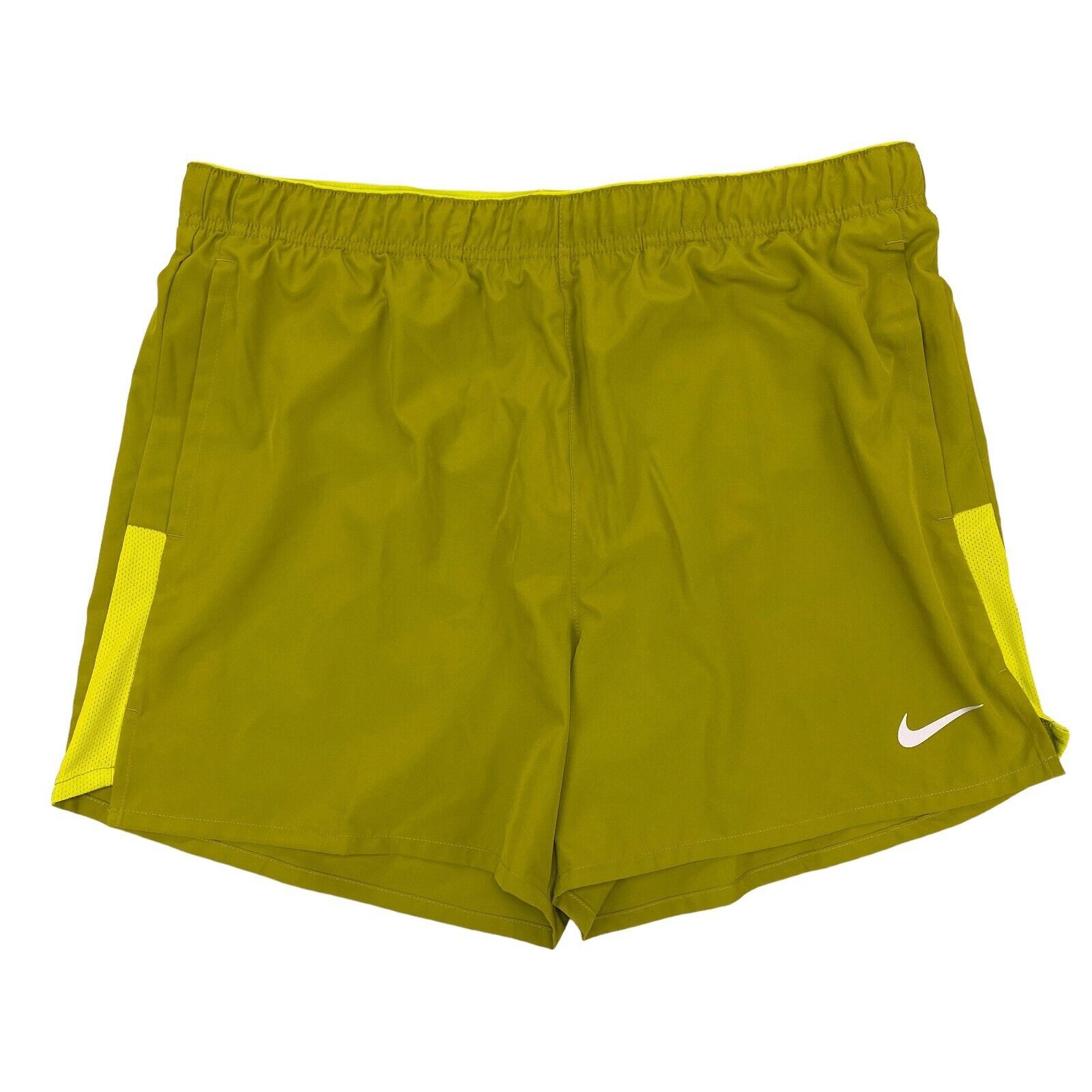 nike running dri fit challenger 5 inch shorts in black