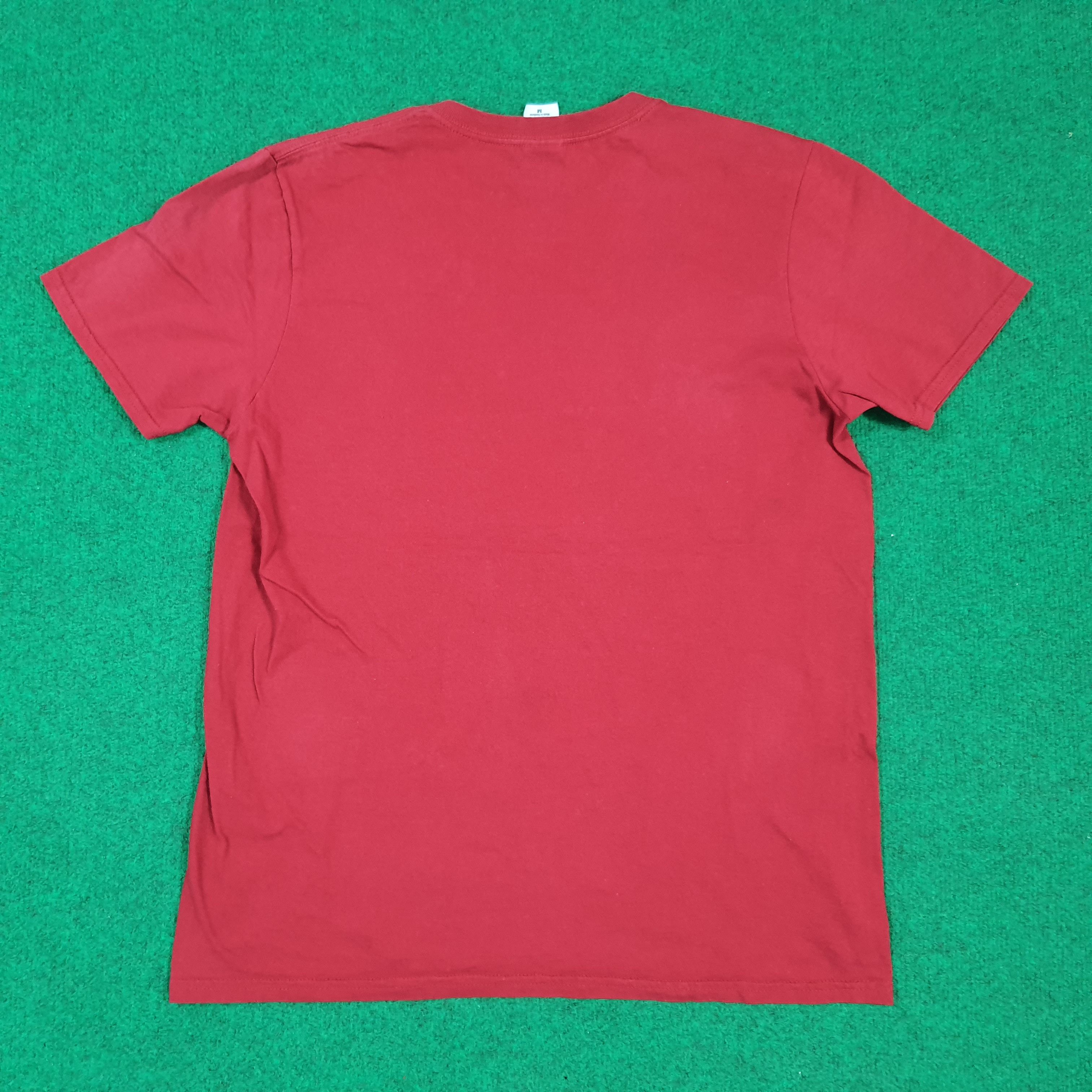 Band Tees Vintage Taylor Swift Graphic Tees C299N78 Size US M / EU 48-50 / 2 - 3 Thumbnail