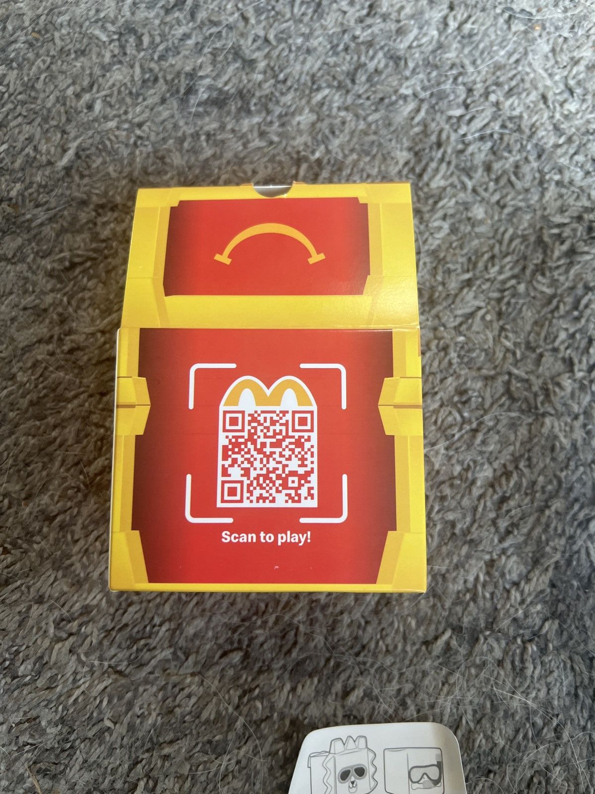 Hypebeast 2024 McDonald’s Pet Simulator Mystery Pet + Lion Size ONE SIZE - 5 Thumbnail