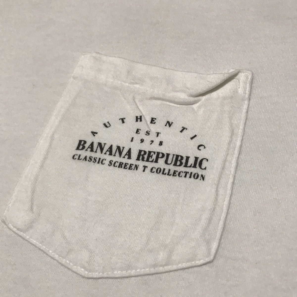 Banana Republic × Vintage VINTAGE BANANA REPUBLIC BACK PRINT RARE TEE Size US XXL / EU 58 / 5 - 9 Thumbnail