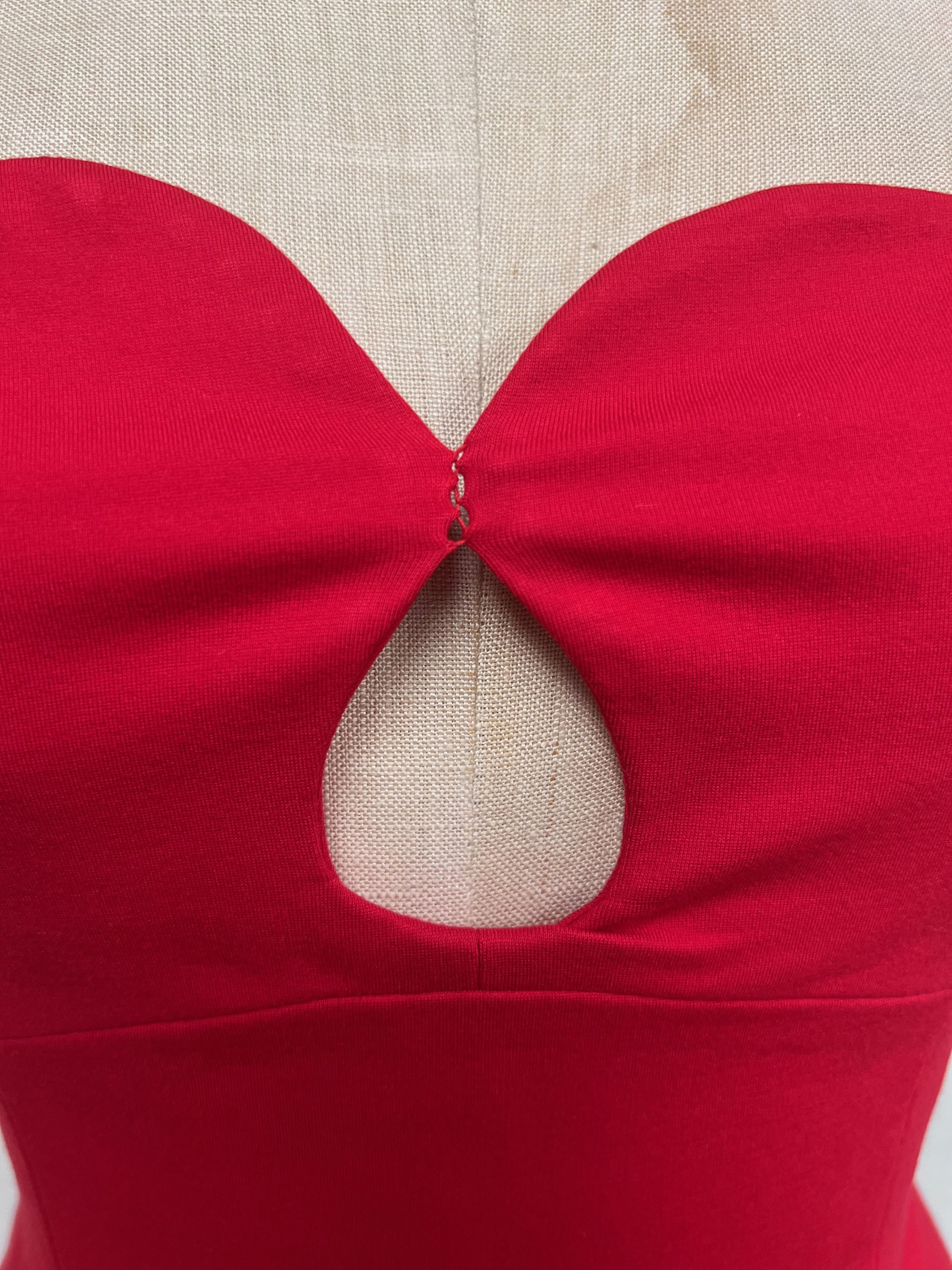 ELLIATT NWT Elliatt $218 Red Sweetheart Cut Out Halter Romper Small Size 27" / US 4 / IT 40 - 5 Thumbnail