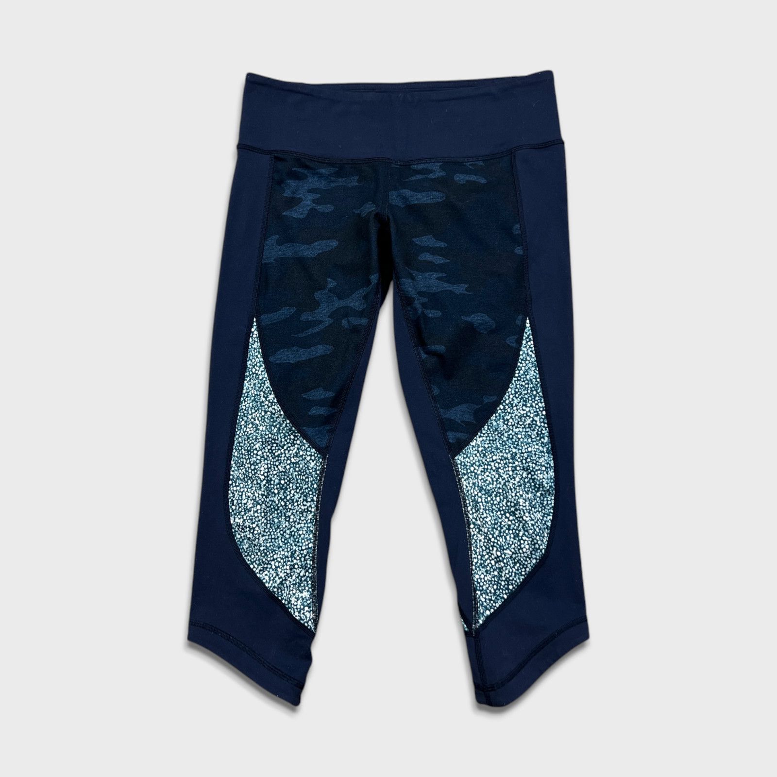 Lululemon Lululemon Wunder Under Crop Full-On Luon Mid Rise Leggings Size 30" / US 8 / IT 44 - 1 Thumbnail