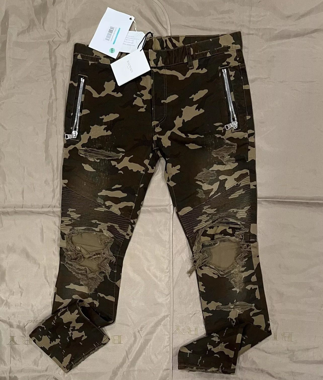 Balmain Balmain Men's Green Distressed Camo Jeans size 32 Size US 32 / EU 48 - 1 Thumbnail