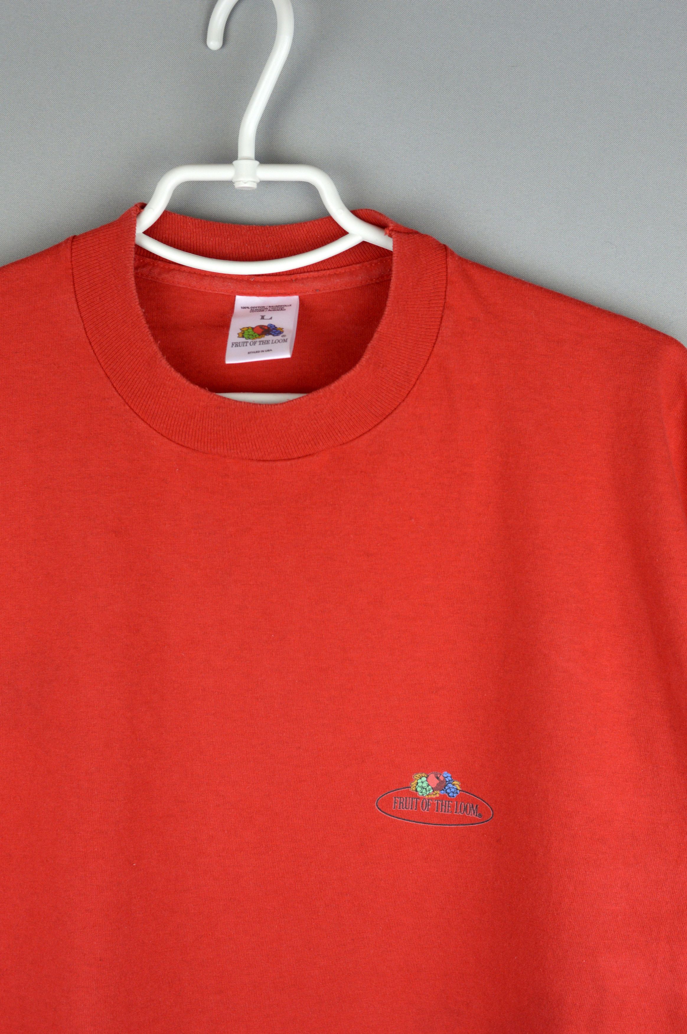 Vintage Vintage Fruit Of The Loom Blank Red t shirt Size US L / EU 52-54 / 3 - 3 Thumbnail
