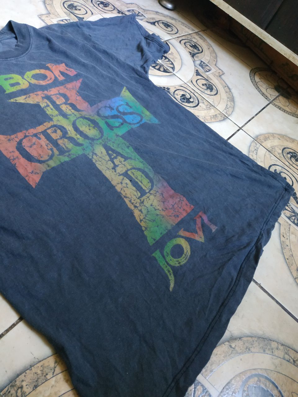 Vintage Vintage 90s Bon Jovi Cross Road Tour Tee XL Faded Size US XL / EU 56 / 4 - 8 Thumbnail