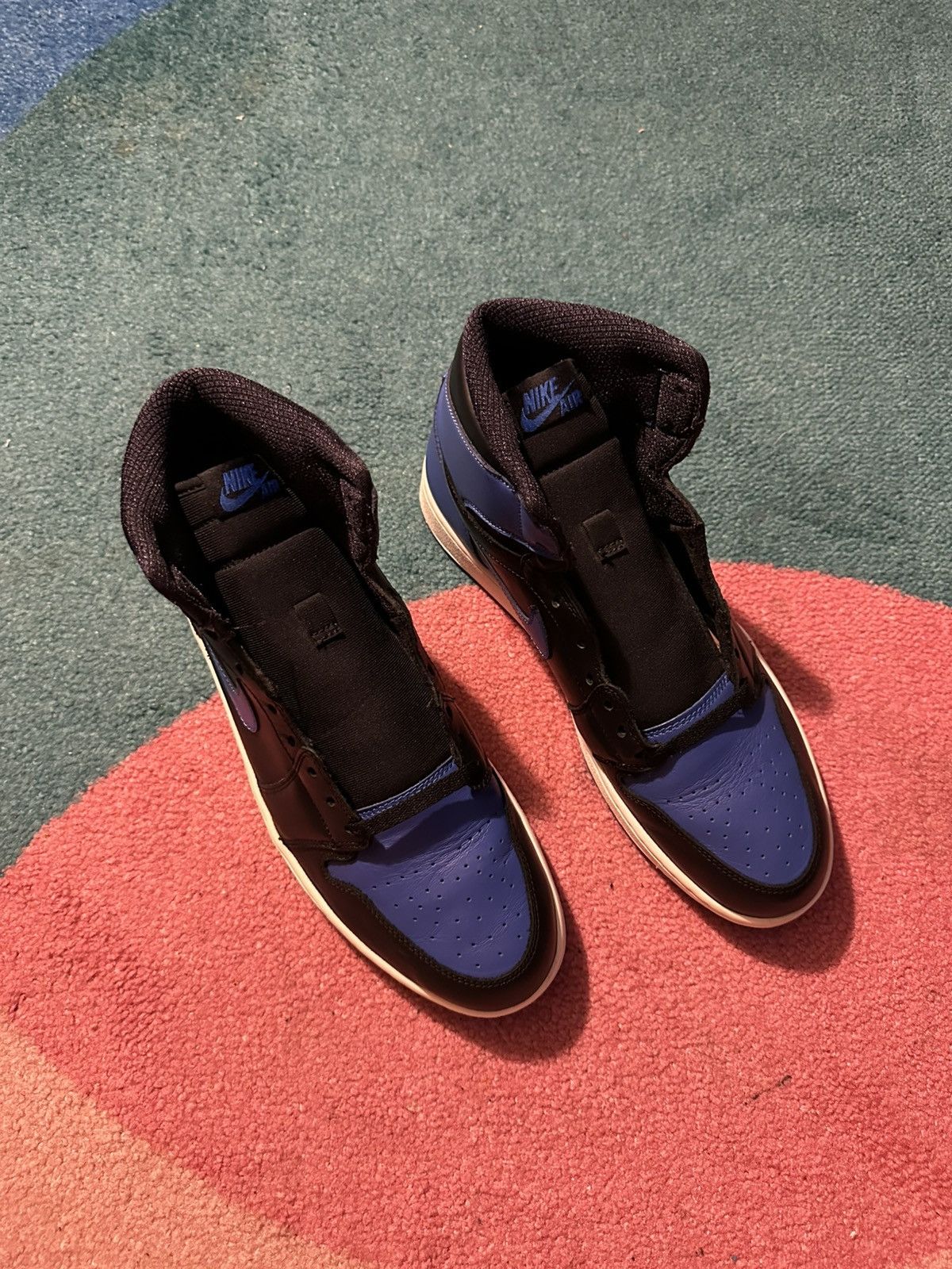 Jordan Brand Air Jordan 1 Retro High OG Royal (2013) Size US 12 / EU 45 - 2 Thumbnail