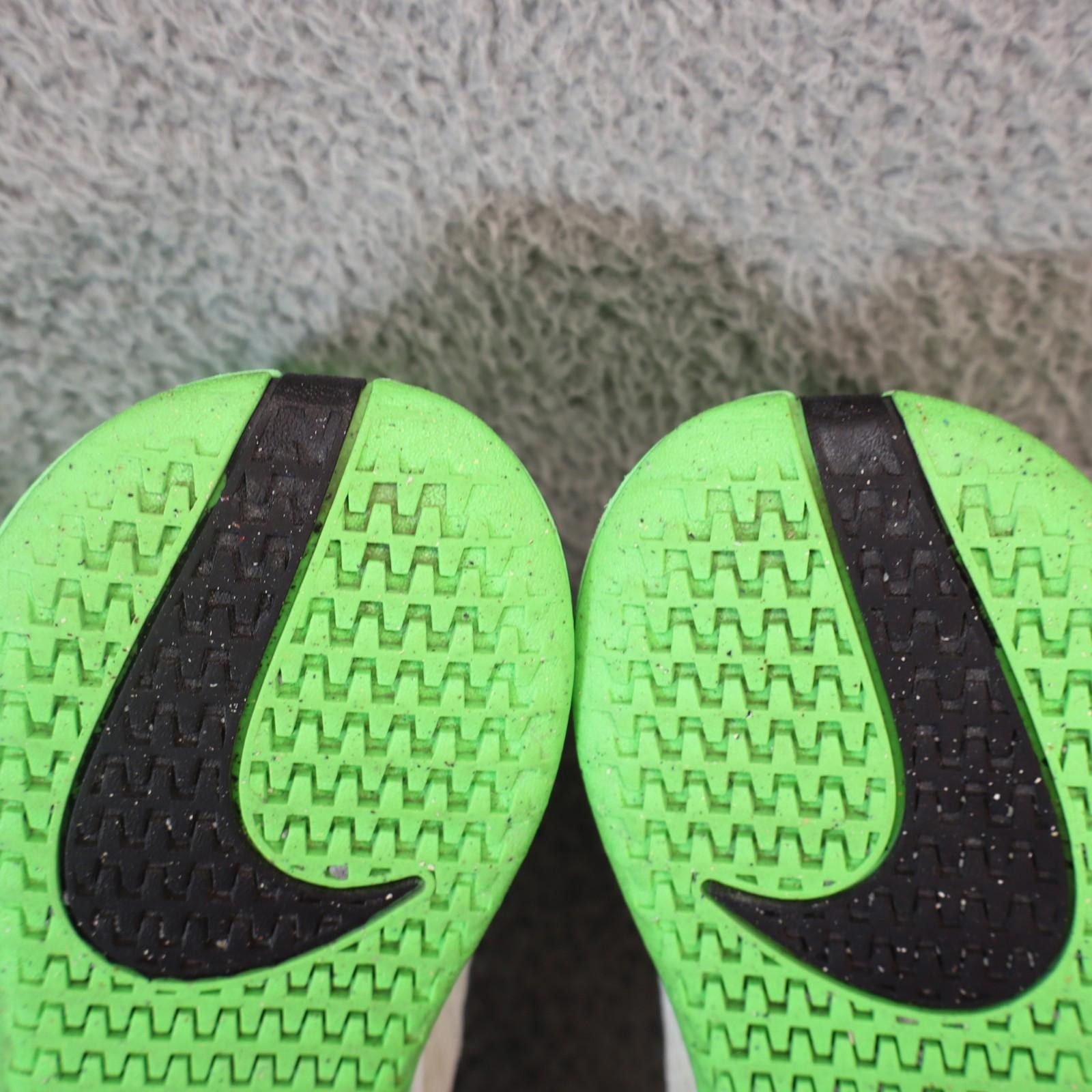 Nike Nike Zoom Vapor Pro Women Size 9 White & Green Running Shoes Size US 9 / IT 39 - 9 Thumbnail