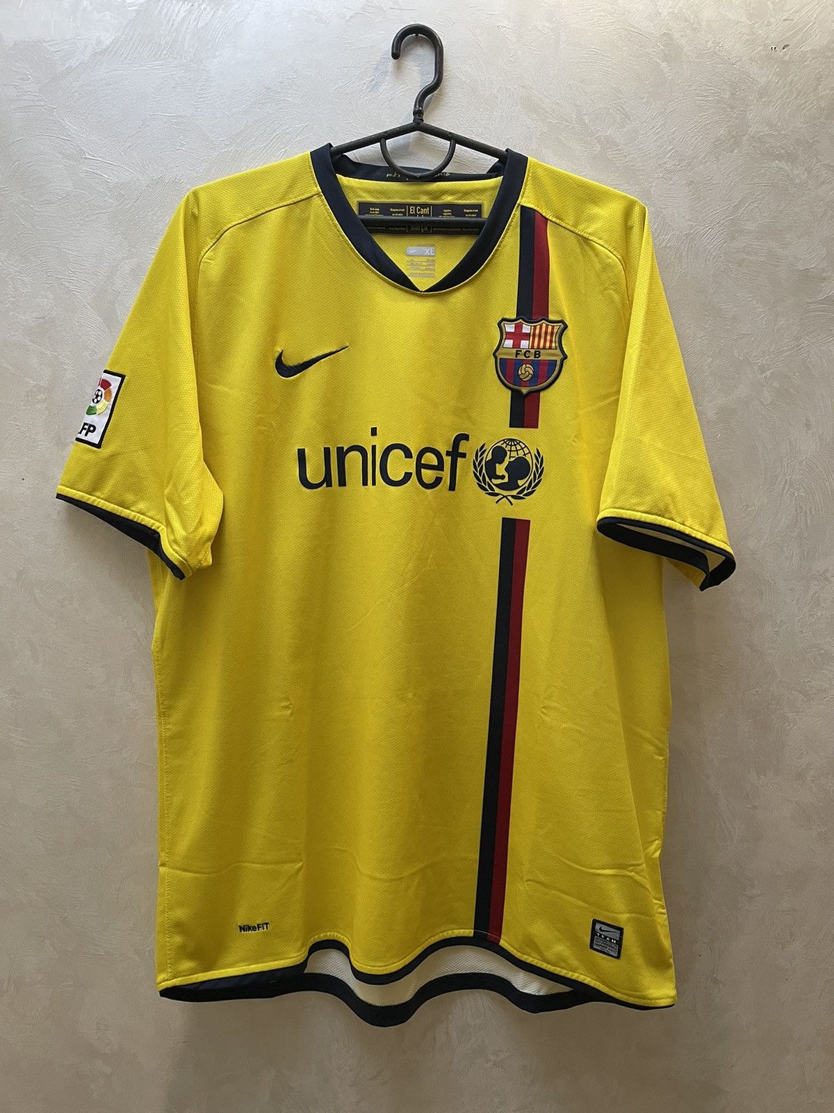 NIKE BARCELONA 2008/2009 AWAY SHIRT JERSEY BLOKECORE RARE